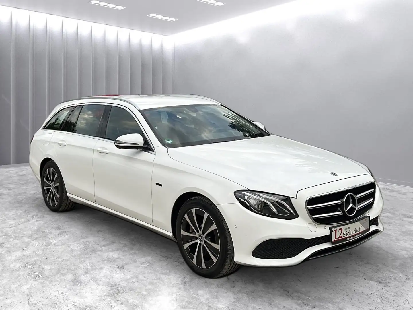 Mercedes-Benz E 300 T-Modell *1Hand/AHK/LED/Navi/Lückenlos* Blanc - 1
