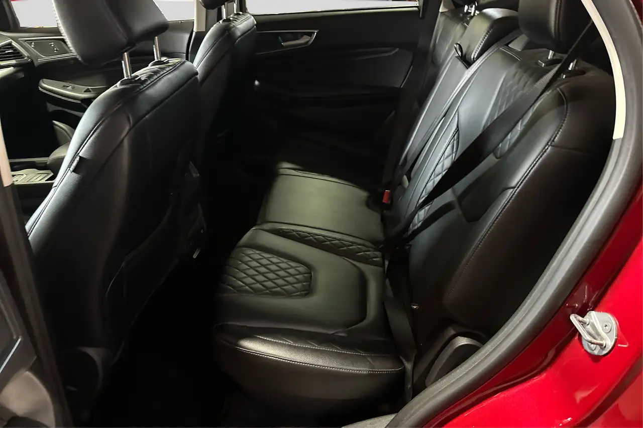 Ford Edge снимка Ford Edge