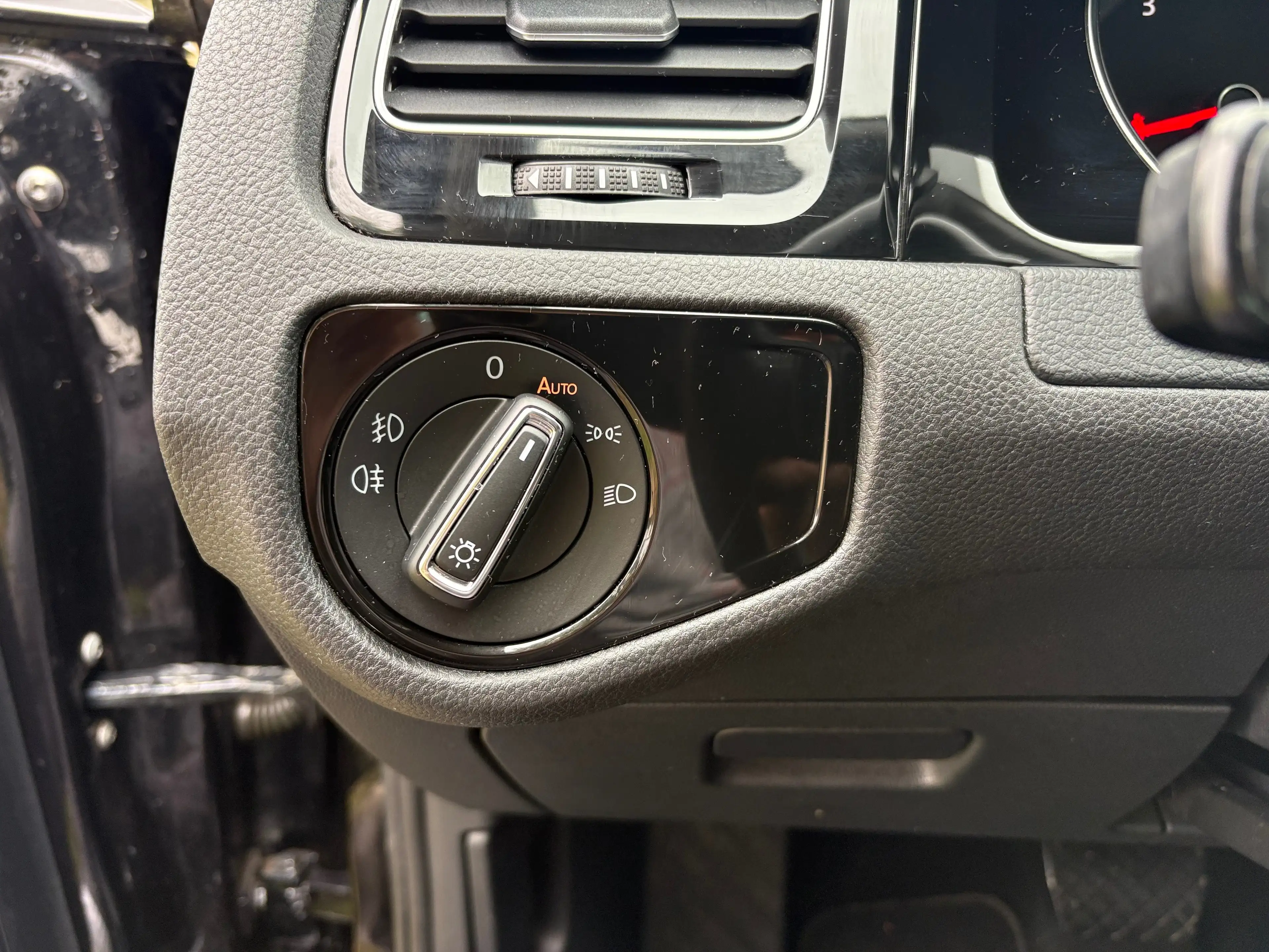 Volkswagen Golf Golf 1.5 TSI EVO Highline DSG — photo 13