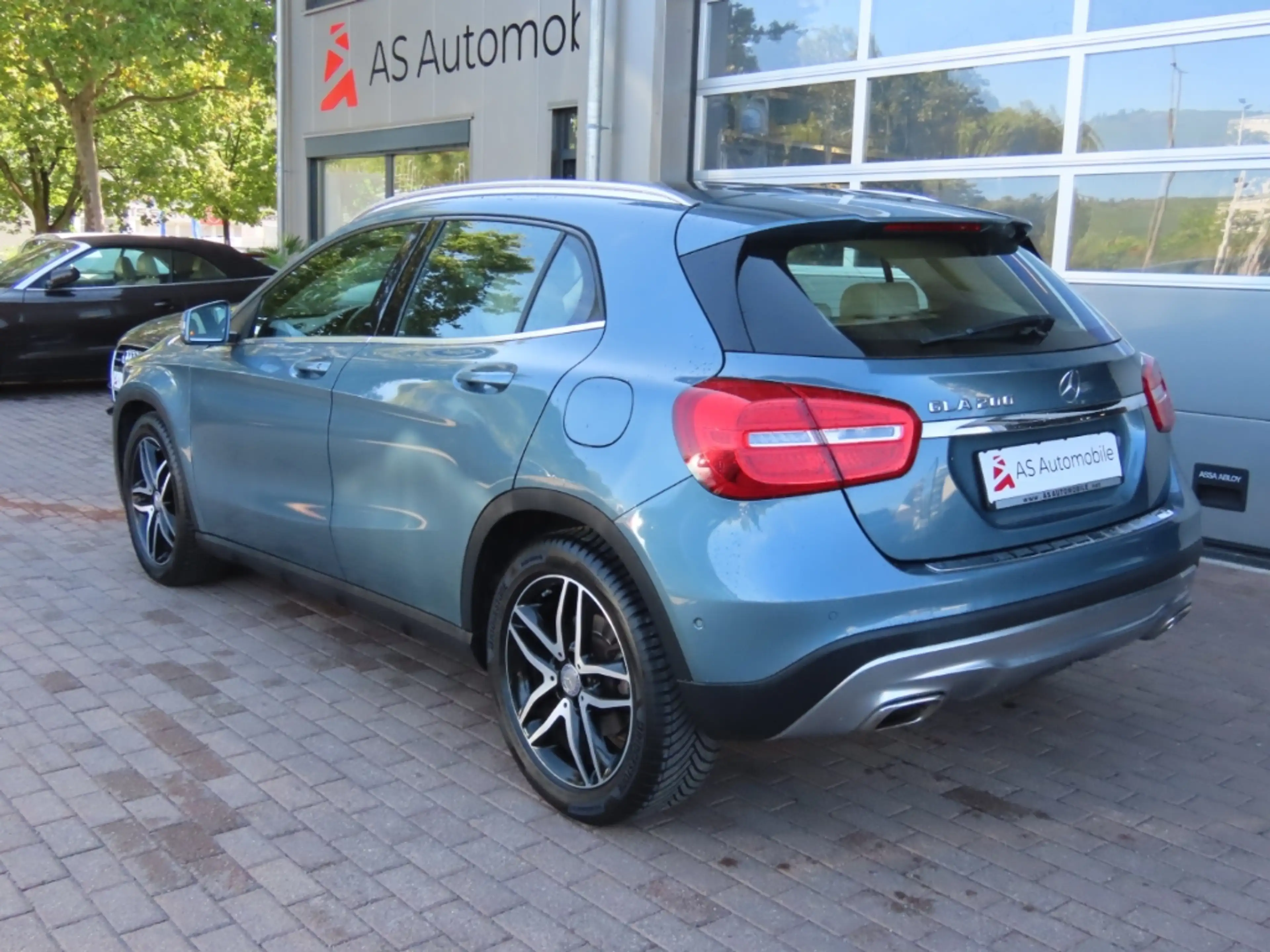 Mercedes-Benz GLA 200 — photo 4