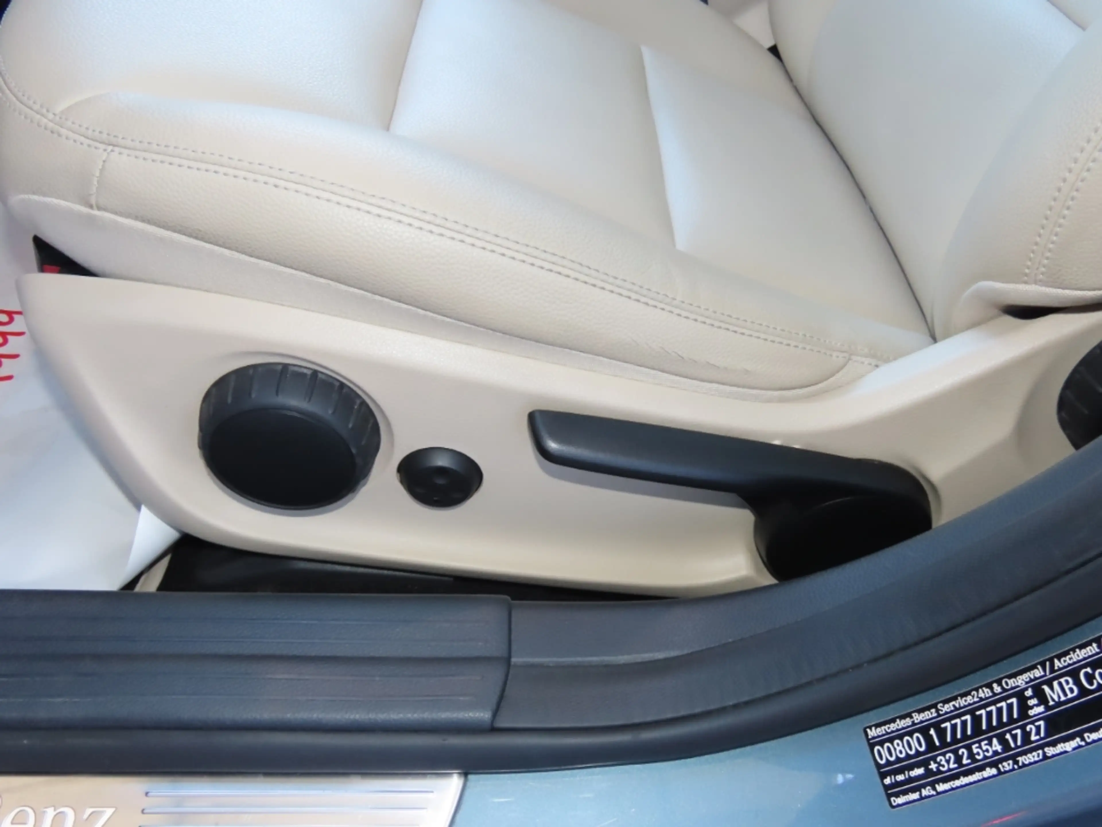 Mercedes-Benz GLA 200 — photo 10