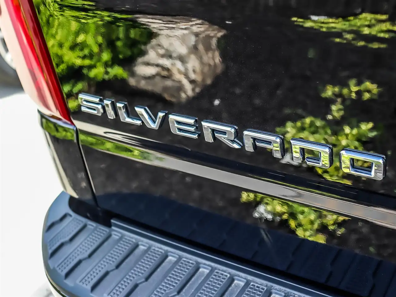 Chevrolet Silverado 1500 снимка Chevrolet Silverado 1500