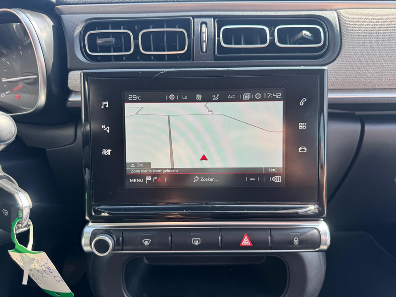 Citroen C3 1.2 PureTech Feel APPLECARPLAY NAVI CLIMA PDC LED — photo 14