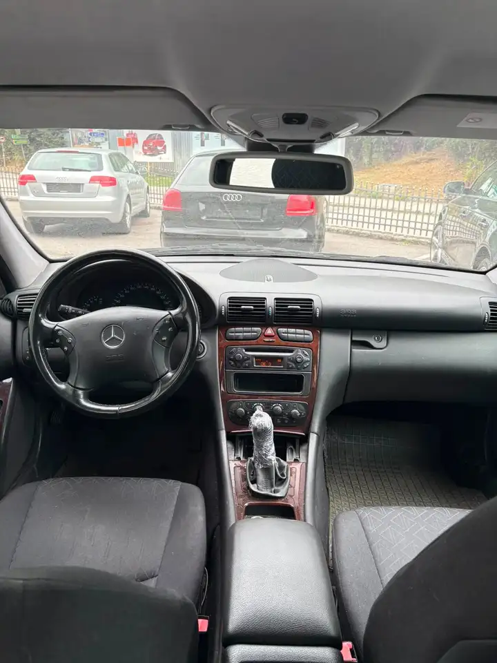 Mercedes-Benz C 200 Avantgarde CDI, foto 4