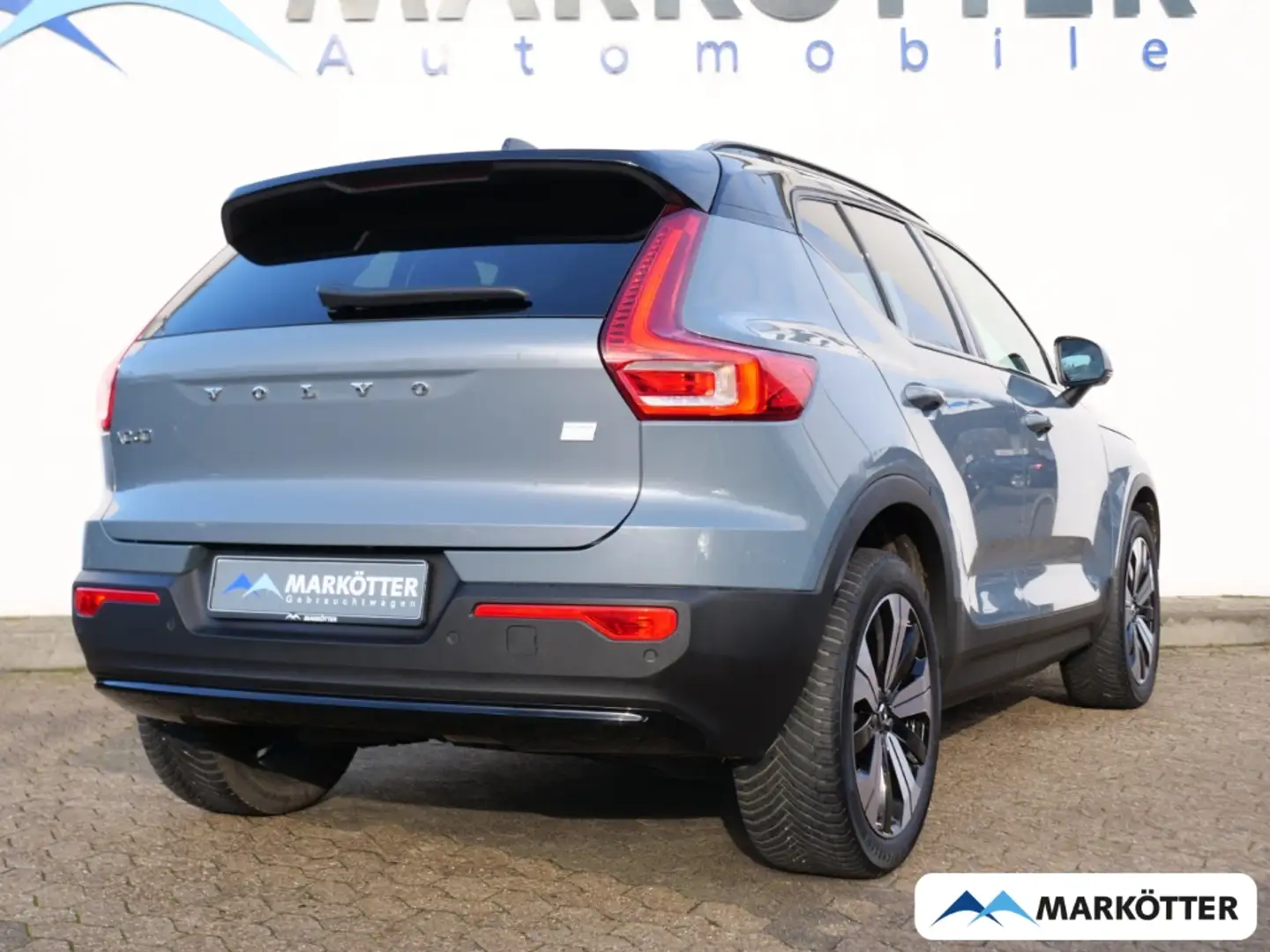Volvo XC40 Recharge Single Motor /STHZ/CAM/DAB+/Wärmepumpe Grau - 2