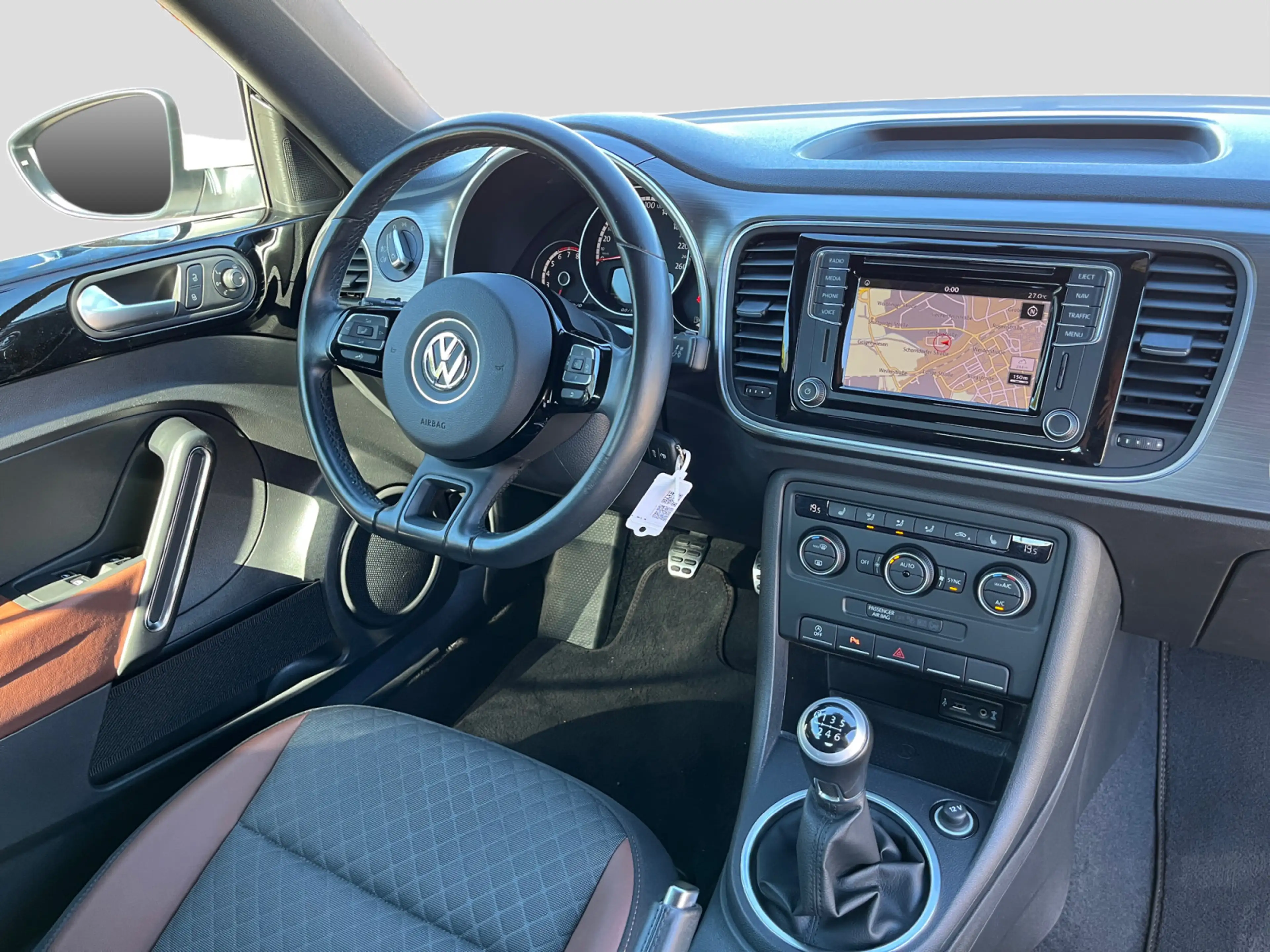 Volkswagen Beetle Cabriolet 1.2 TSI Allstar BMT Navi Sitzh. — photo 6