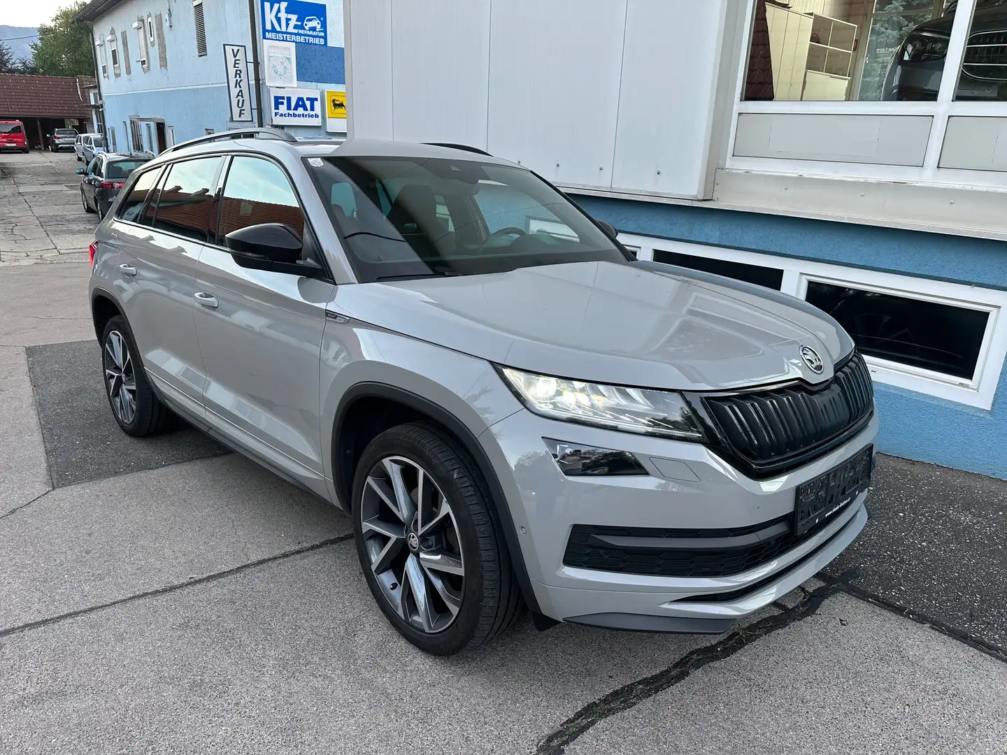 Skoda Kodiaq Kodiaq 2,0 TDI 4x4 Sportline DSG Sportline Gris - 1