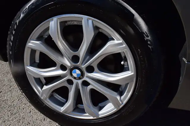 BMW 2 Series view 13