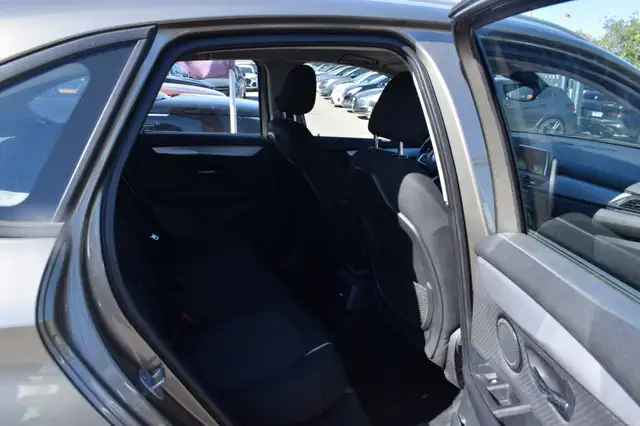 BMW 2 Series view 15