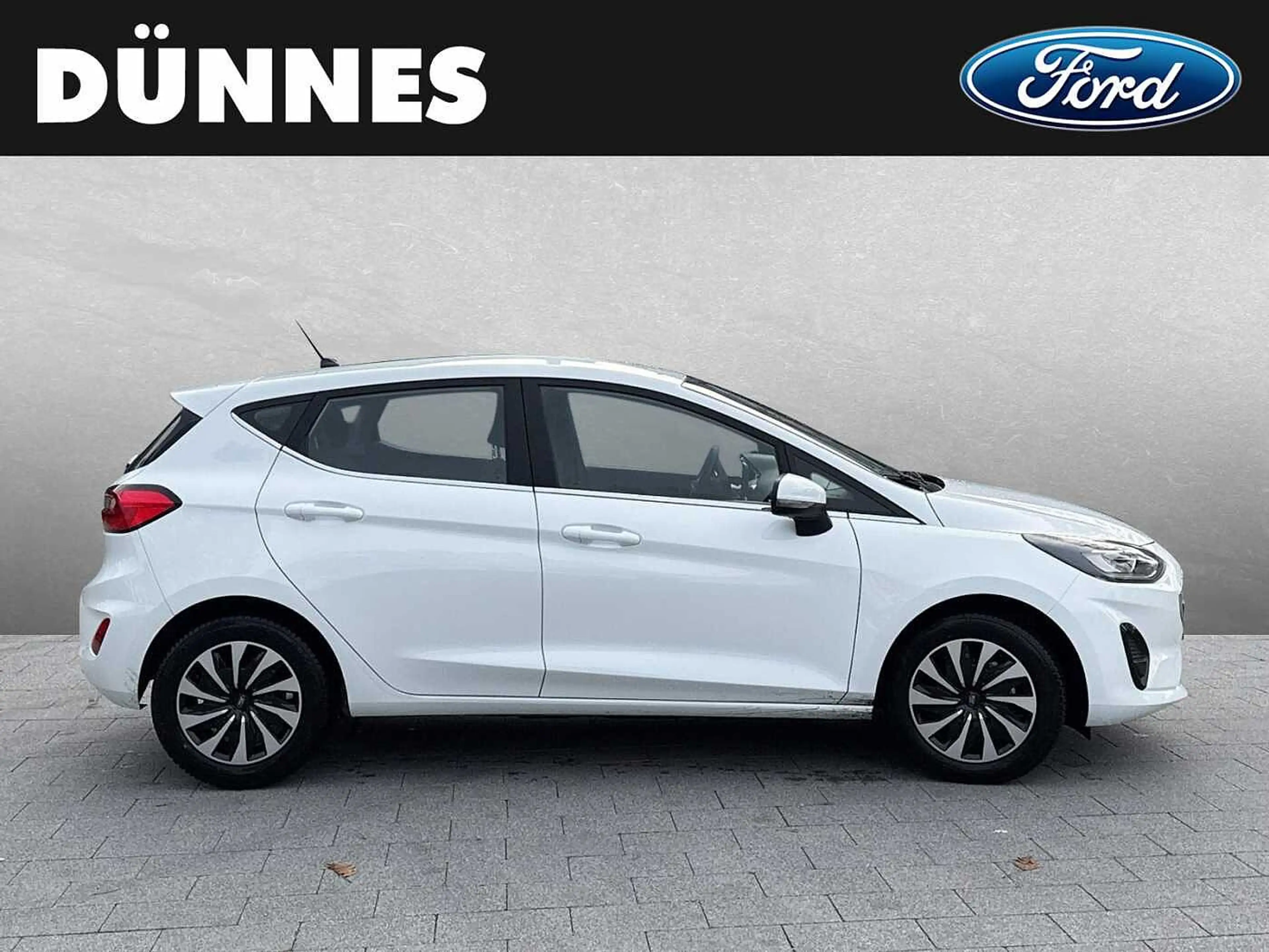 Ford Fiesta 1.0 EcoBoost TITANIUM — photo 6