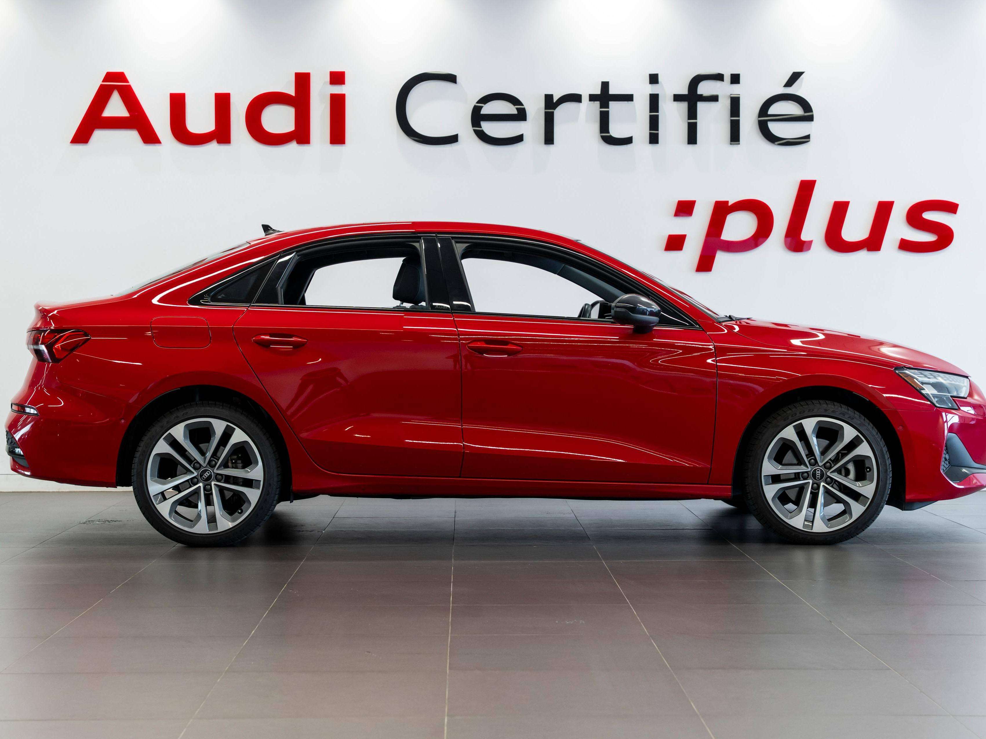 2025 Audi A3 quattro | Vorsprung Package | Toit panoramique | — снимка 1