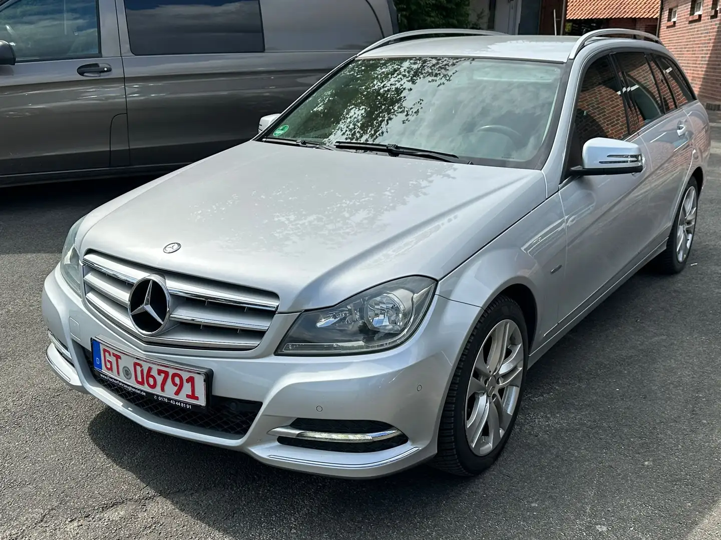 Mercedes-Benz C 180 C 180 T CGI BE Avantgarde - Navi - Teilleder Silber - 1