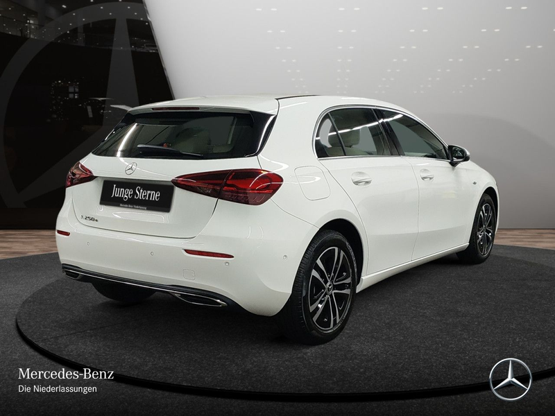 Mercedes-Benz A 250 e PROGRESSIVE+LED+KAMERA+8G — photo 8