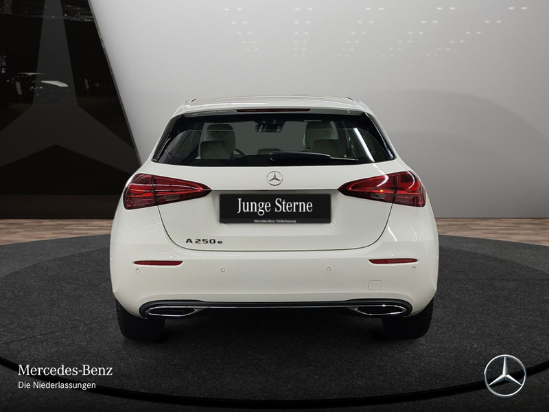 Mercedes-Benz A 250 e PROGRESSIVE+LED+KAMERA+8G — photo 9