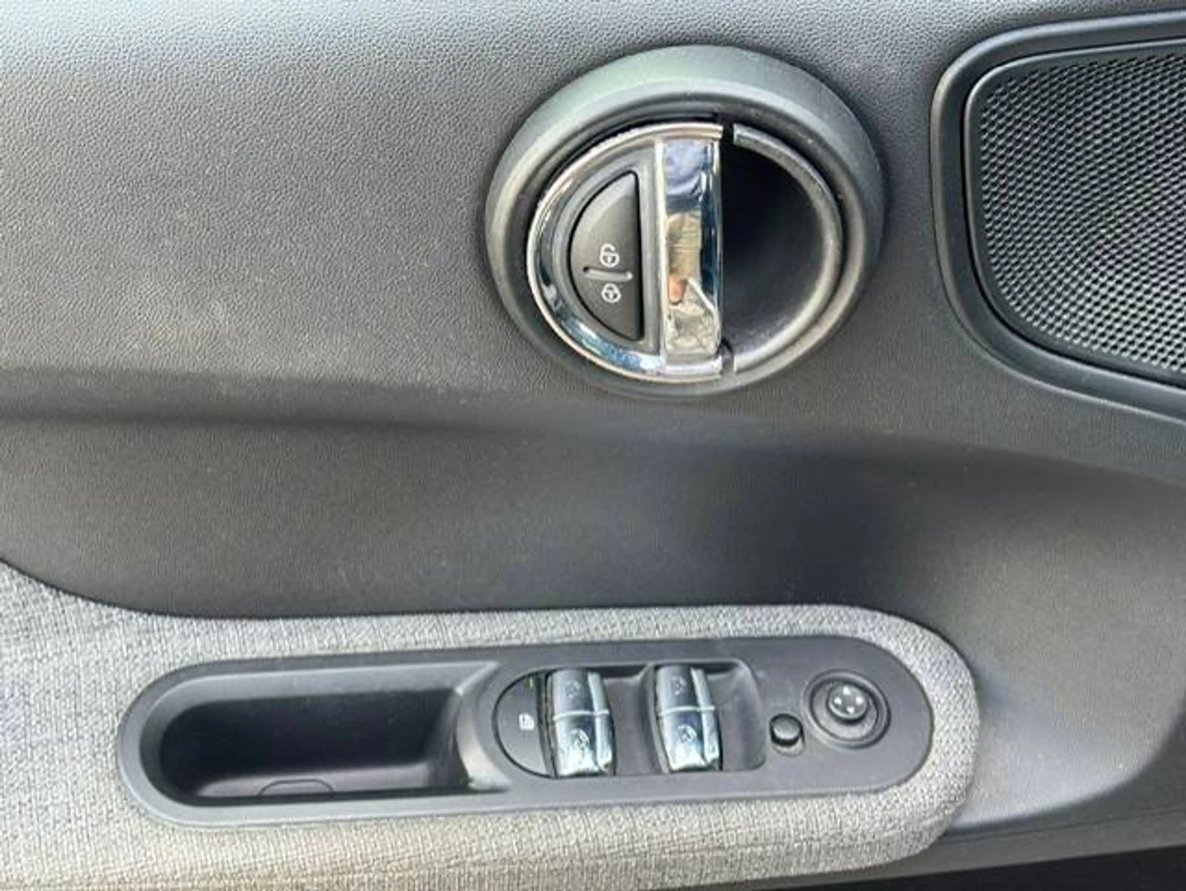 MINI One Countryman Crusie controle/navigatie/automatische airco — photo 7