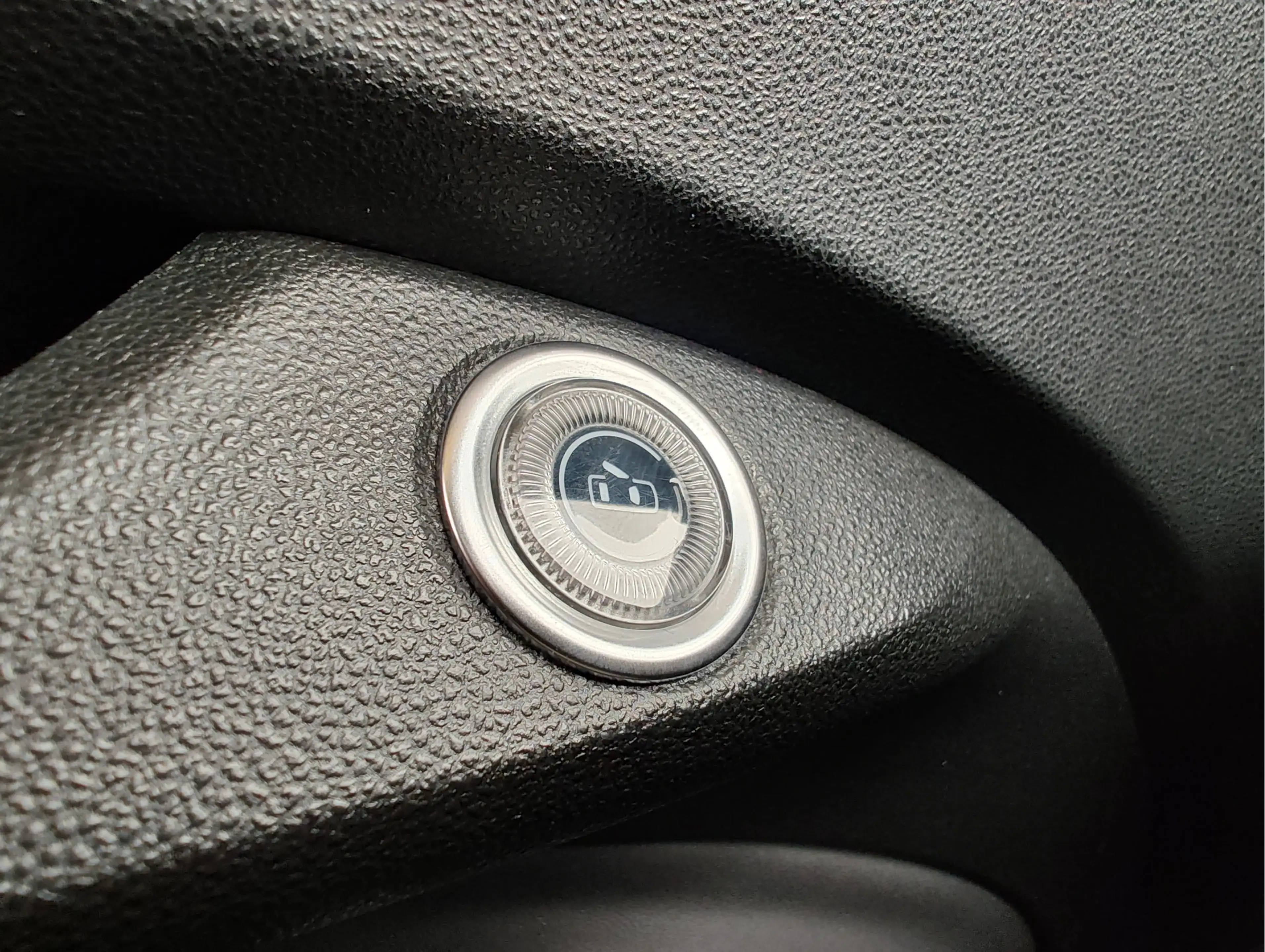 Abarth 500e SCORPIONISSIMA 42 kWh Alcantara sportstuur | Pano — photo 26