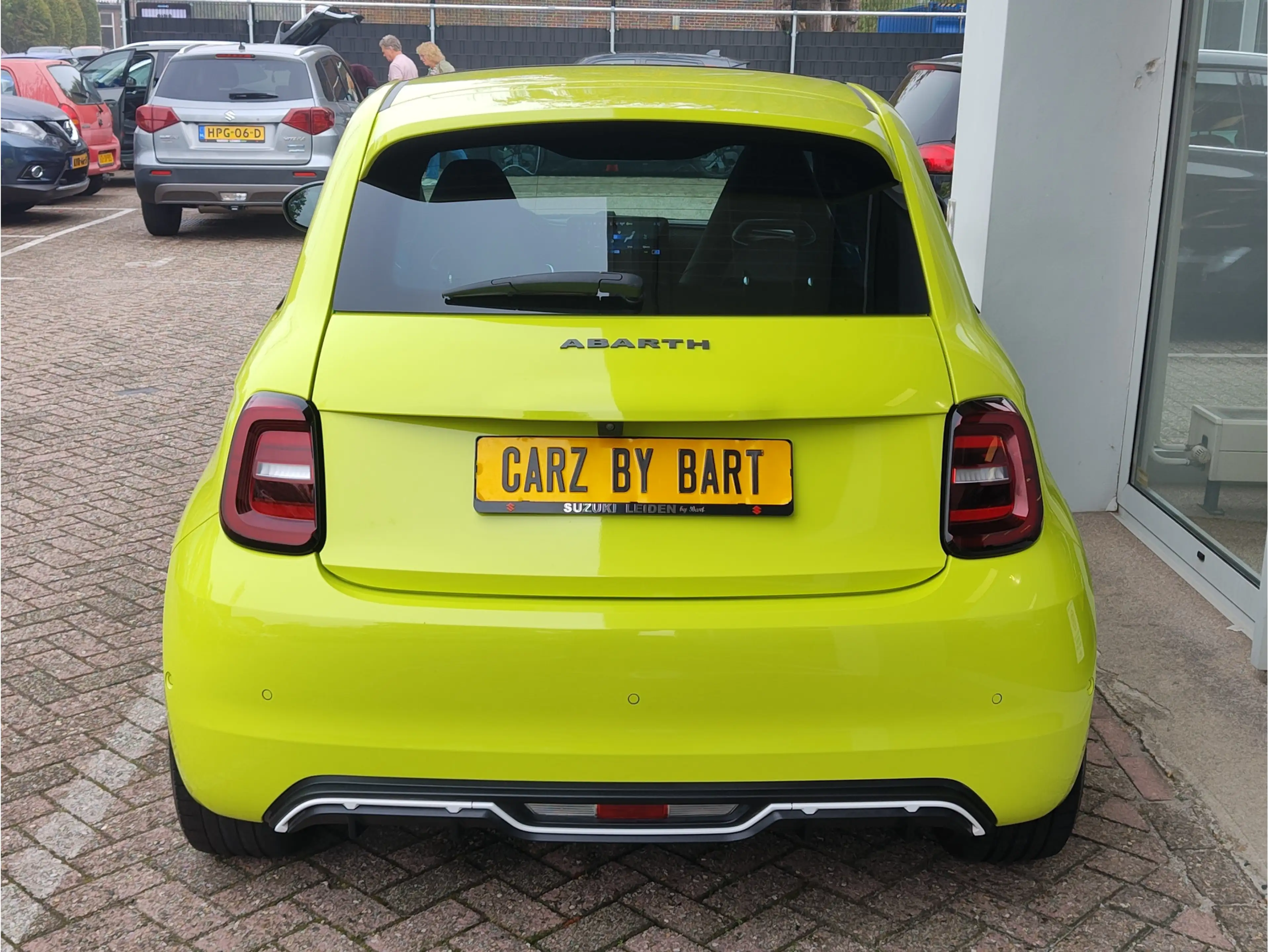 Abarth 500e SCORPIONISSIMA 42 kWh Alcantara sportstuur | Pano — photo 4