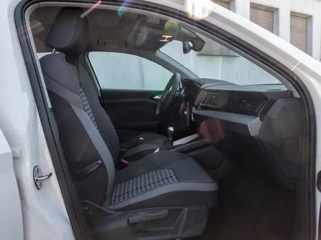 Audi A1 view 4