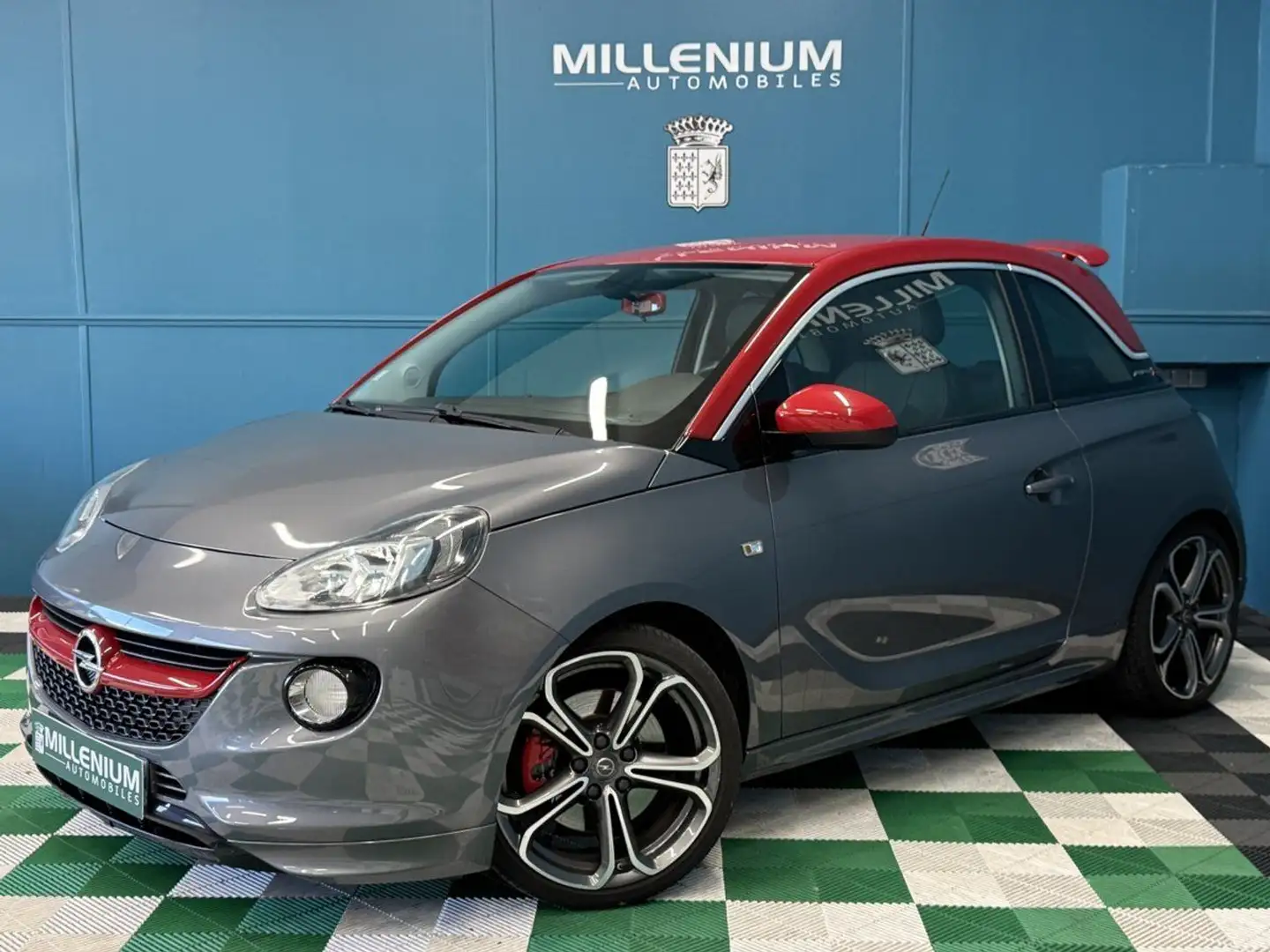 Opel Adam ROCKS 1.4 TURBO ECOTEC 150CH S START/STOP Gris - 1