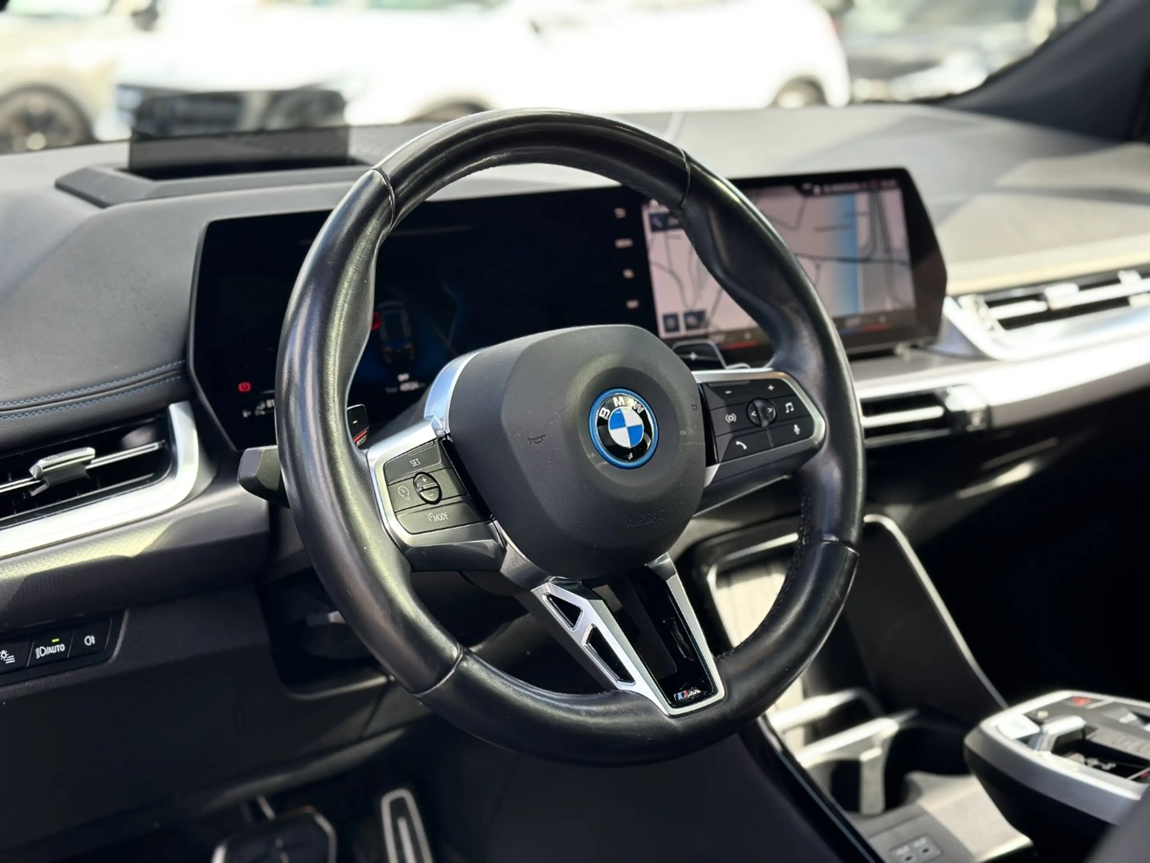 BMW 225 e xDrive Active Tourer M Sportpaket Head-Up — photo 11