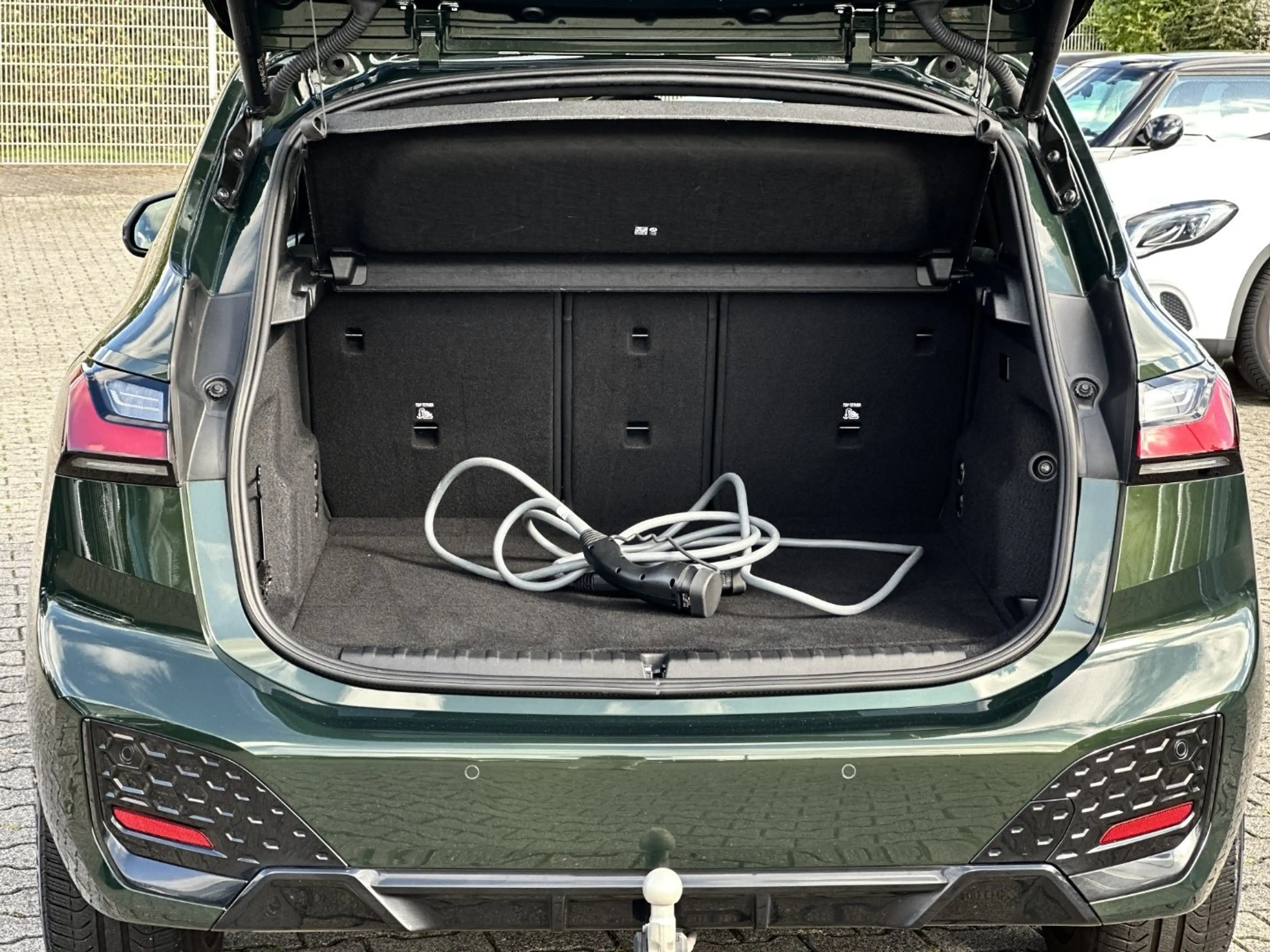 BMW 225 e xDrive Active Tourer M Sportpaket Head-Up — photo 7