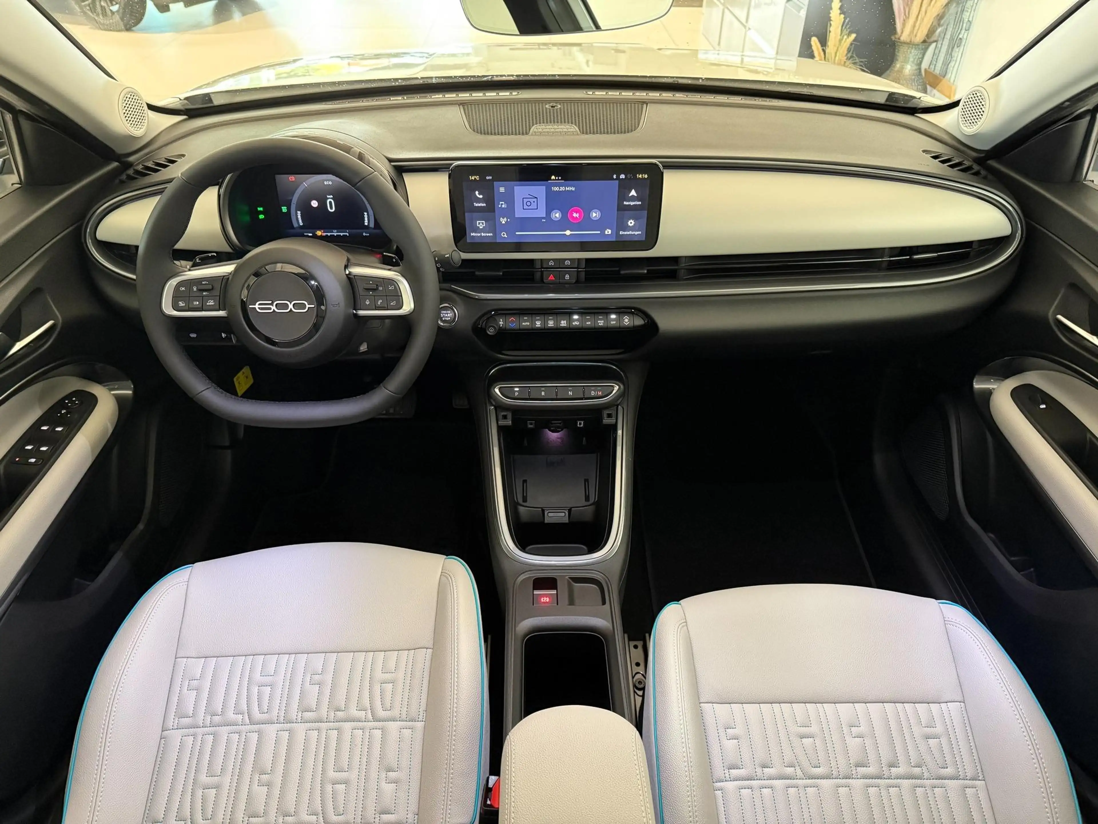 Fiat 600 La Prima Hybrid 1.2 T3 81 kW (110 PS) DCT Klima... — photo 10