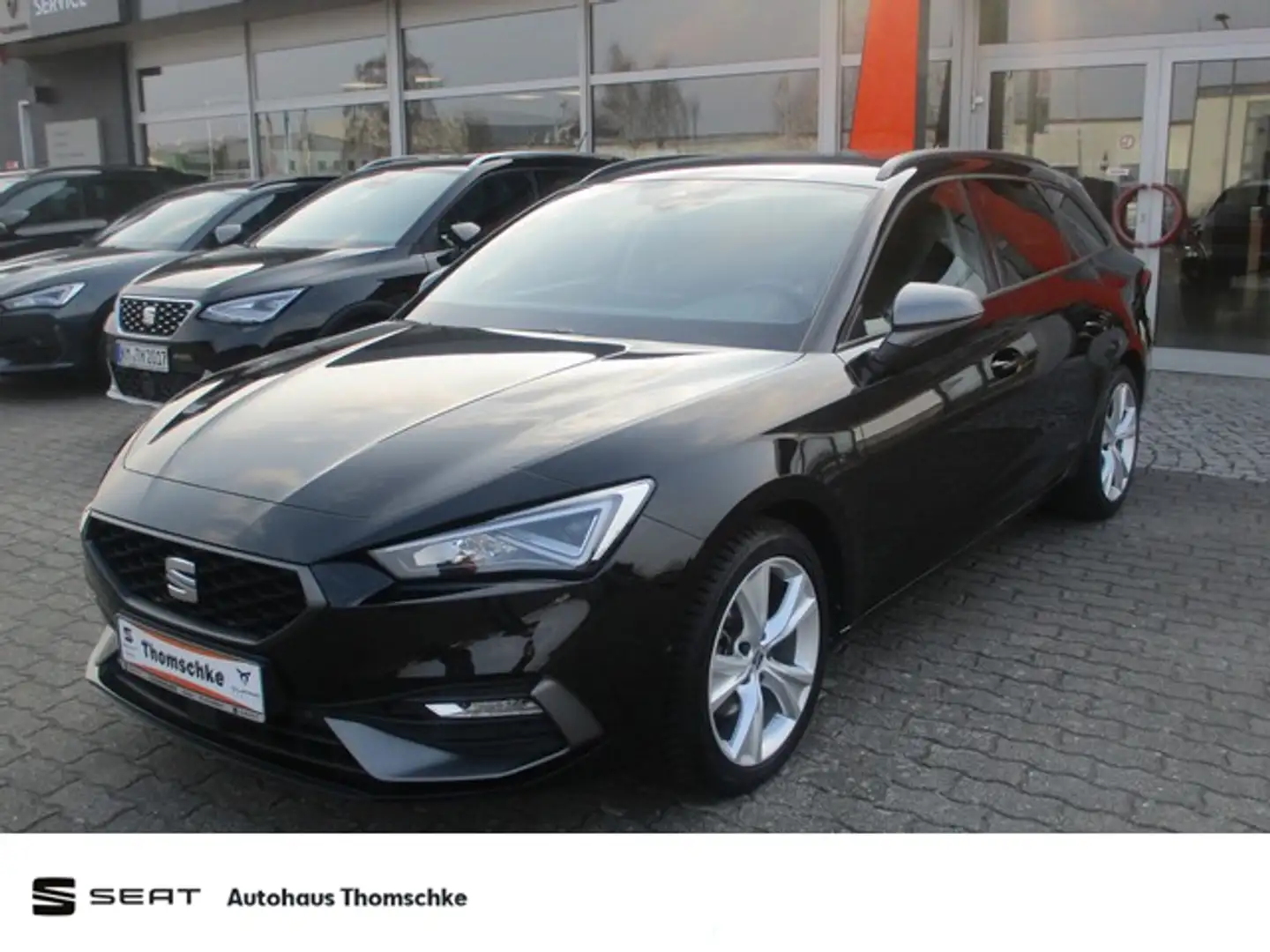 SEAT Leon Leon ST 1.5 TSI FR LED NAVI Negro - 1