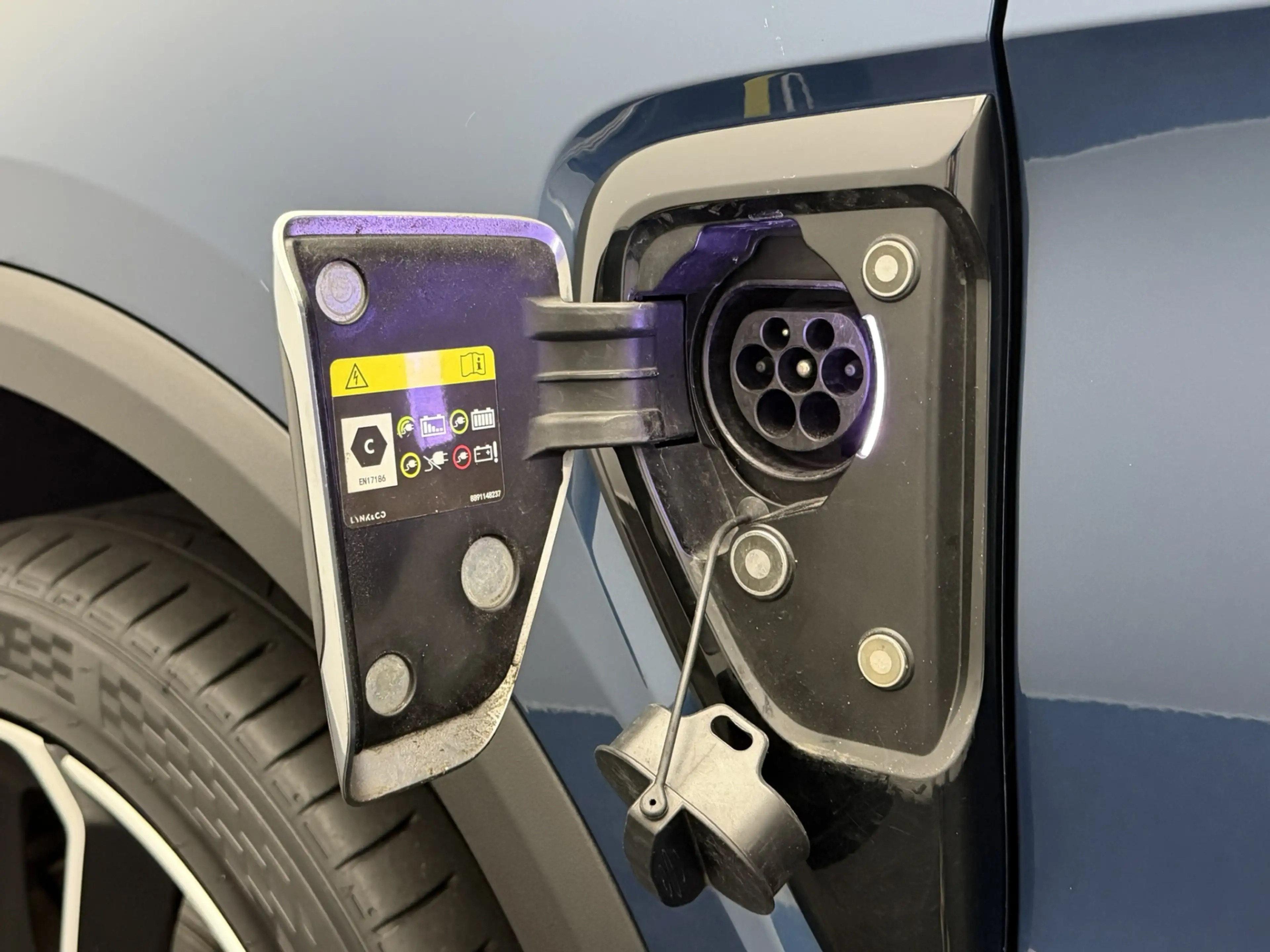 Lynk & Co 01 1.5 Plug-in Hybrid 262PK | Origineel NL | 360° Cam — photo 24
