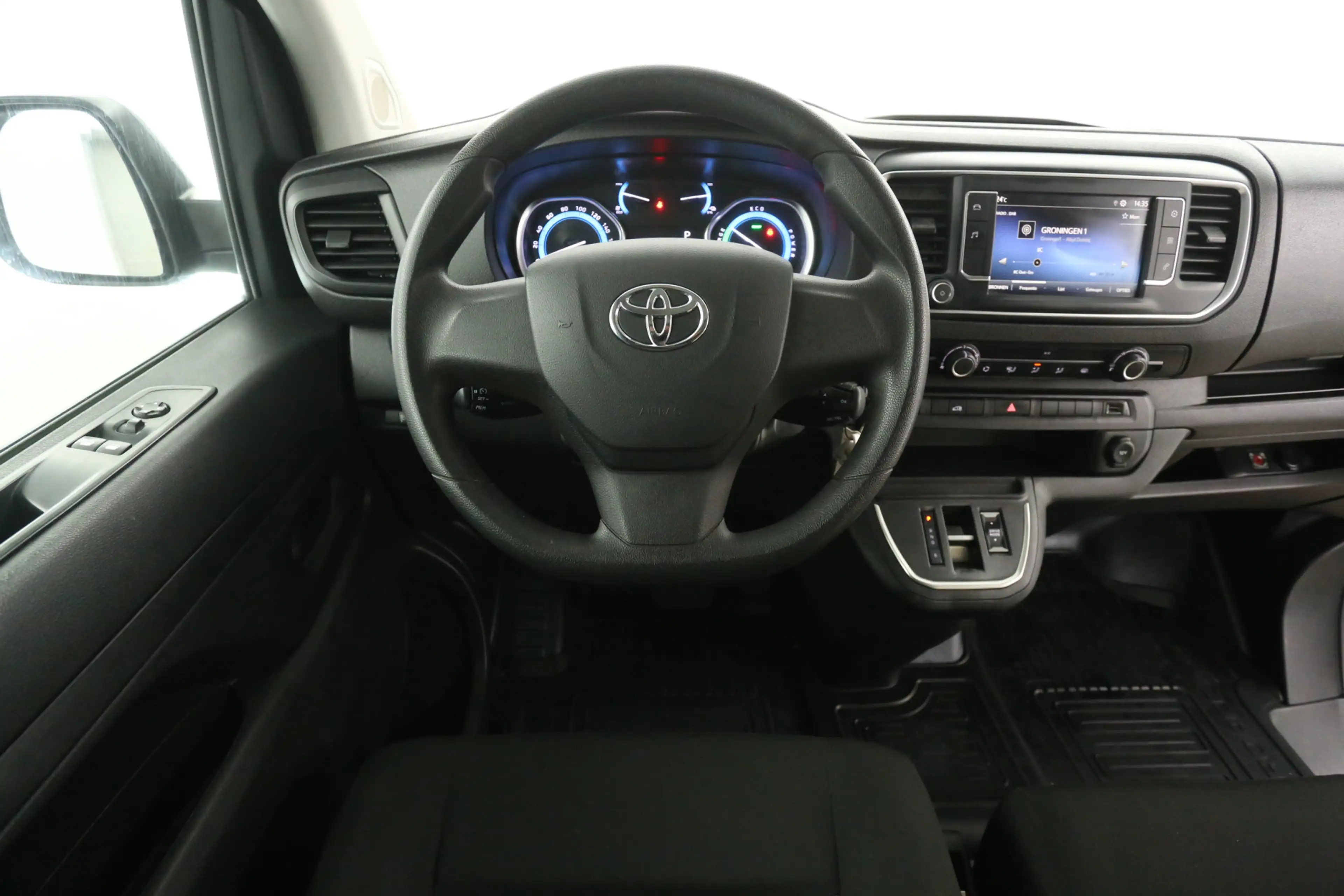 Citroen Jumpy E-Jumpy Toyota ProAce Electric Worker 75 kWh L2H1 — photo 2
