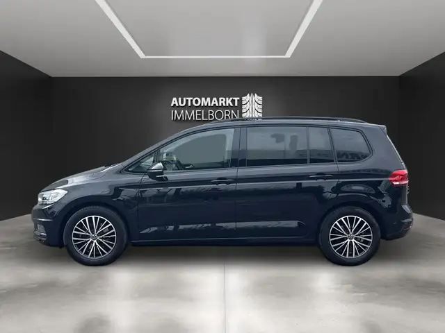 Volkswagen Touran view 11