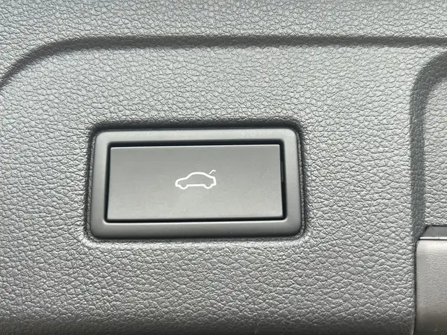 Volkswagen Touran view 26