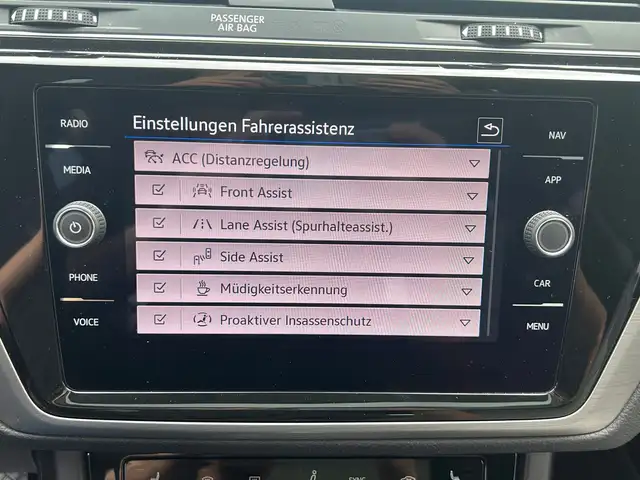 Volkswagen Touran view 23