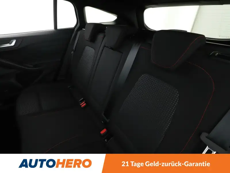 Annonce voiture d'occasion Ford Focus - CARADIZE