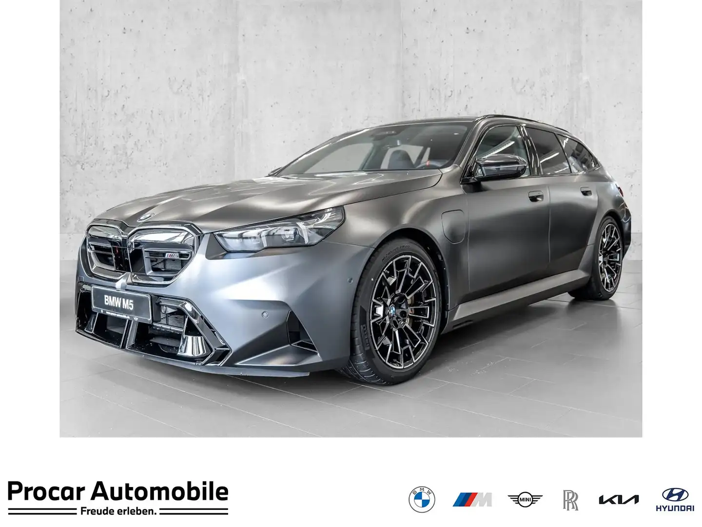BMW M5 Touring 0,5% Verst. -UltimatePck. +AHK +20/21" Grau - 1