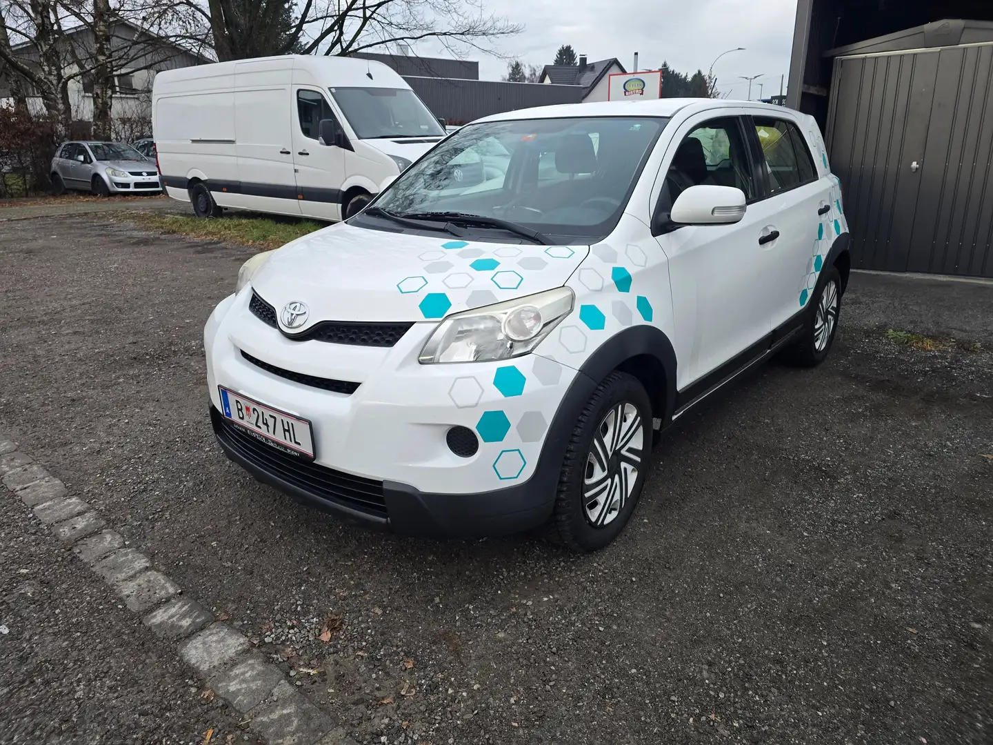 Toyota Urban Cruiser Pickel bis März mit Überzug Weiß - 1