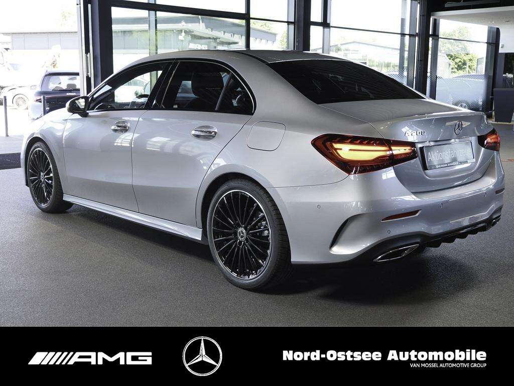 Mercedes-Benz A 200