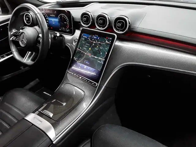 Mercedes-Benz C-Class view 9