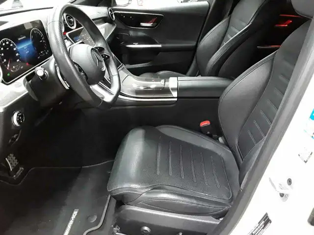 Mercedes-Benz C-Class view 7
