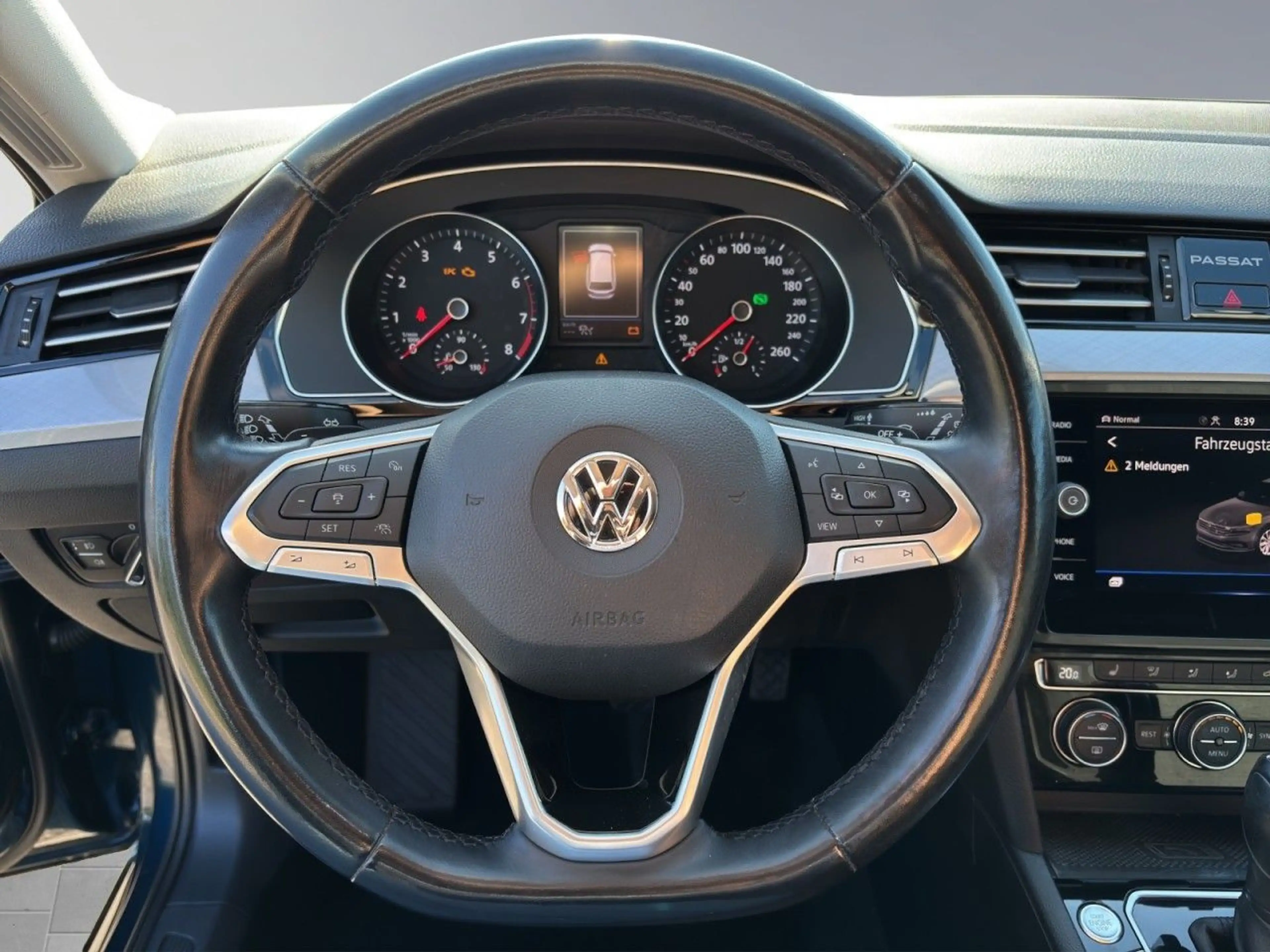 Volkswagen Passat Variant 2.0 TSI Business EasyOpen AHK ACC — photo 8