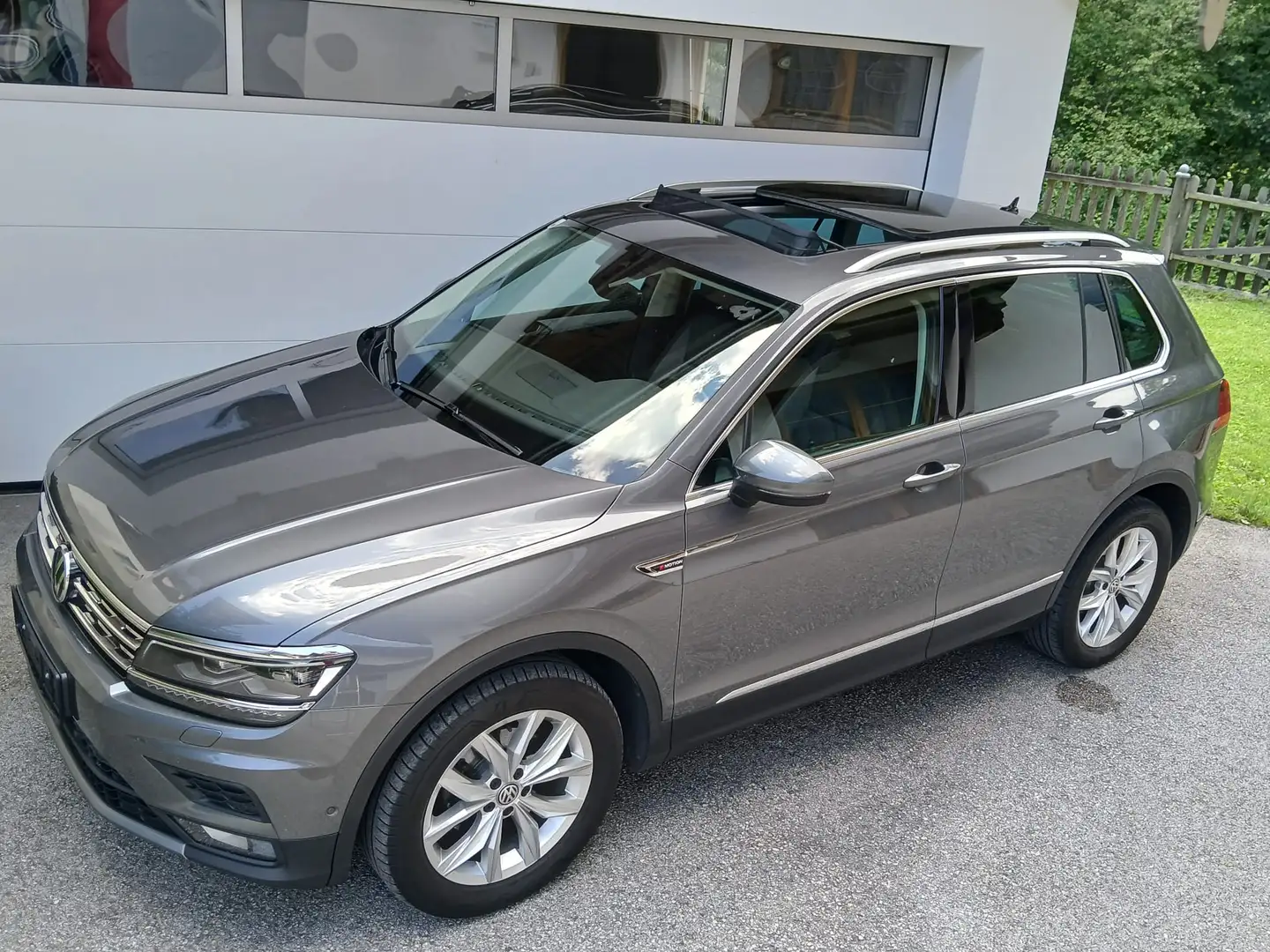 Volkswagen Tiguan Tiguan 2,0 TDI SCR 4Motion Sky Sky Grau - 2