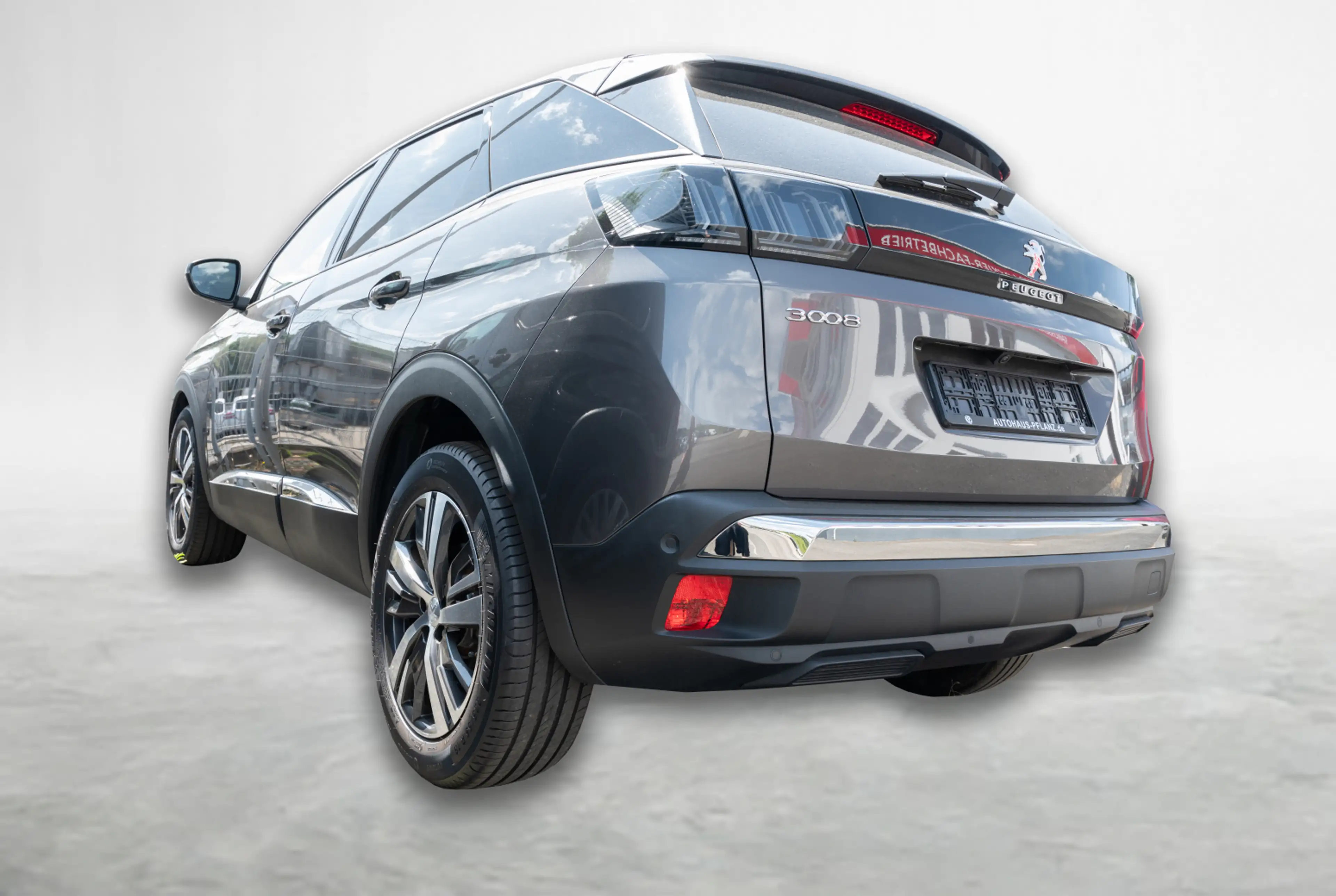 Peugeot 3008 1.5 BlueHDi 130 EAT8 *EASY-PAKET*MIRRORSCREEN* — photo 4