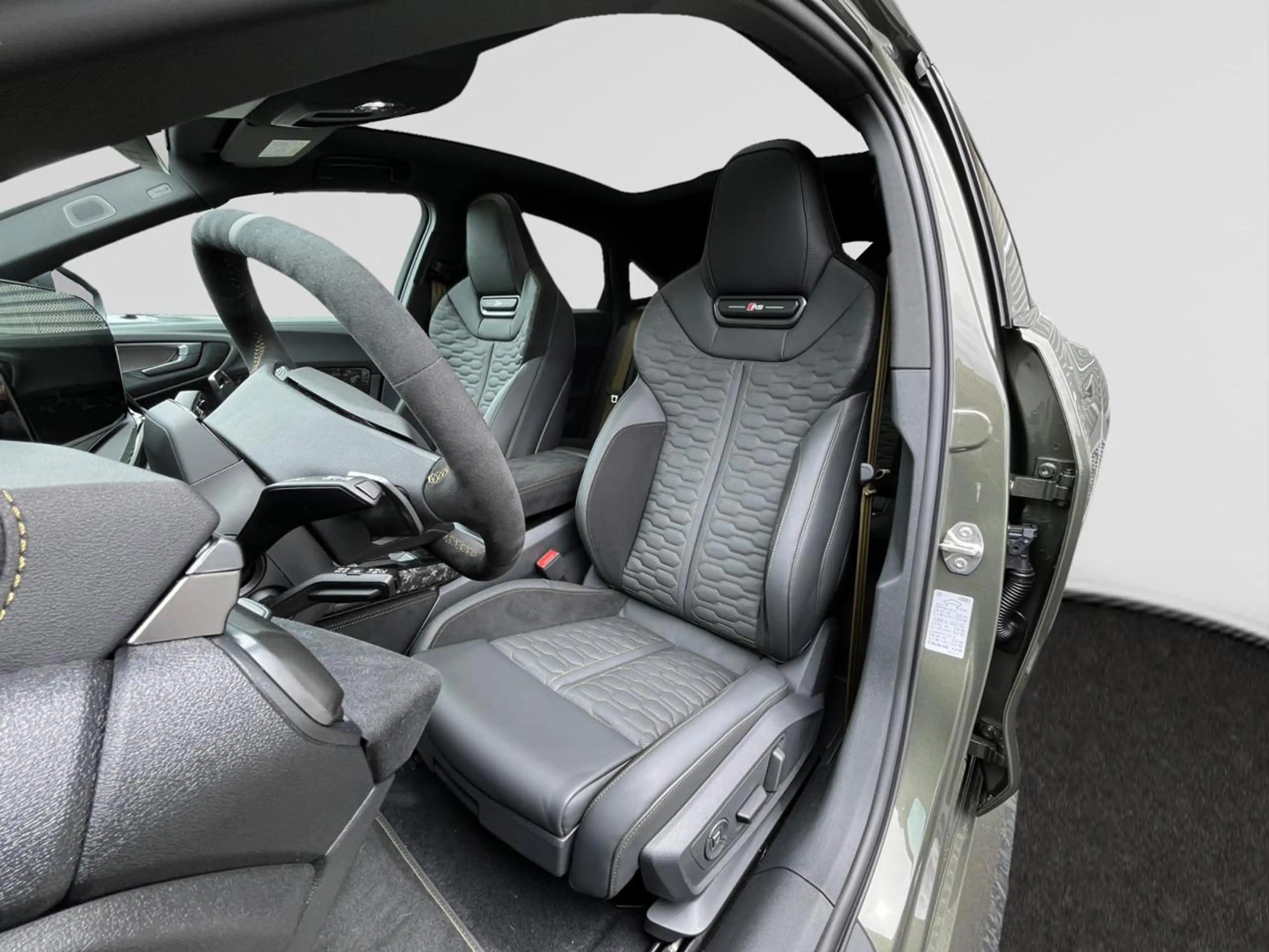 Audi RS RS 5 2.9 TFSI Quattro PHEV tiptronic (470 kW) — photo 10