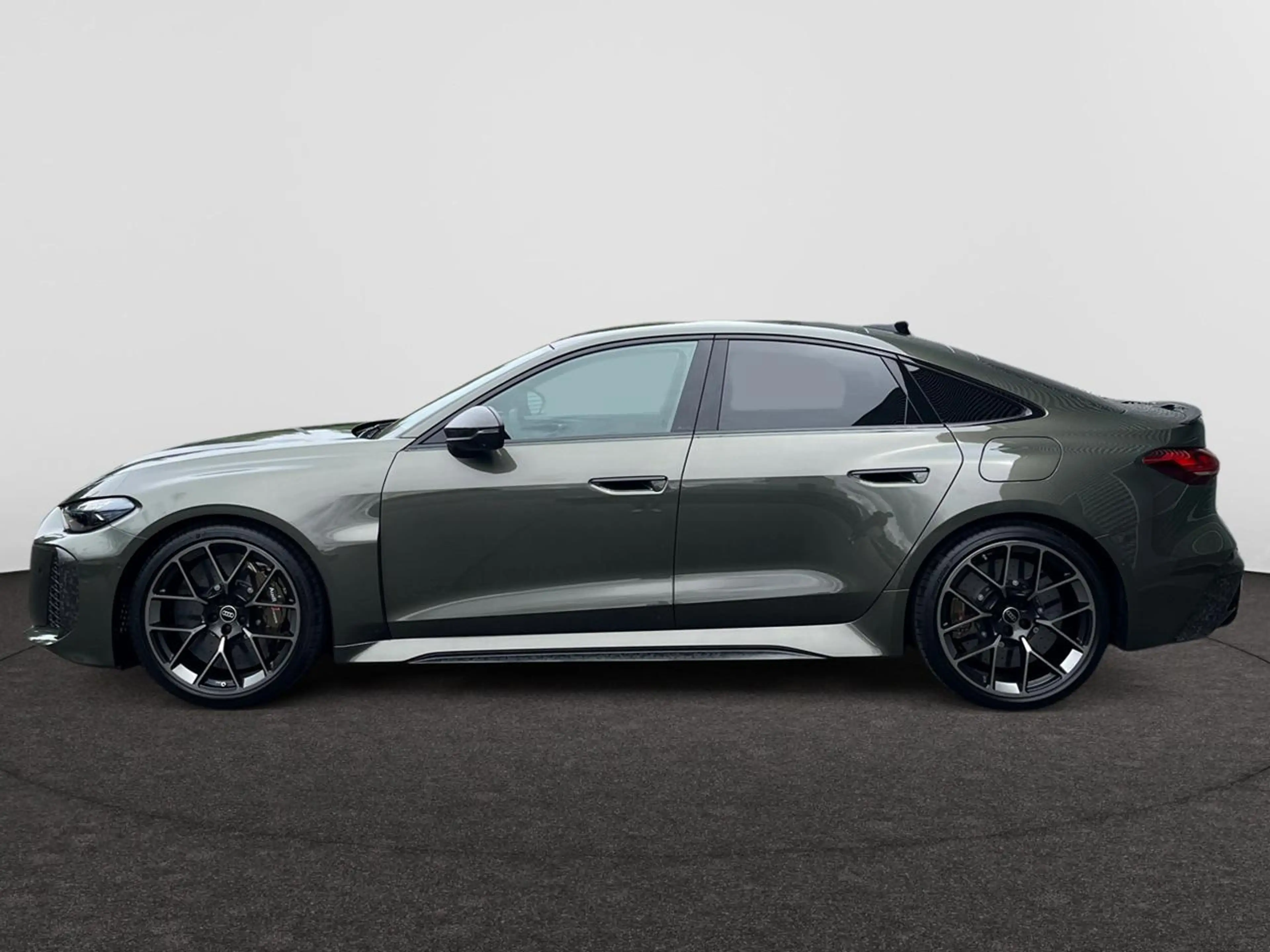 Audi RS RS 5 2.9 TFSI Quattro PHEV tiptronic (470 kW) — photo 9