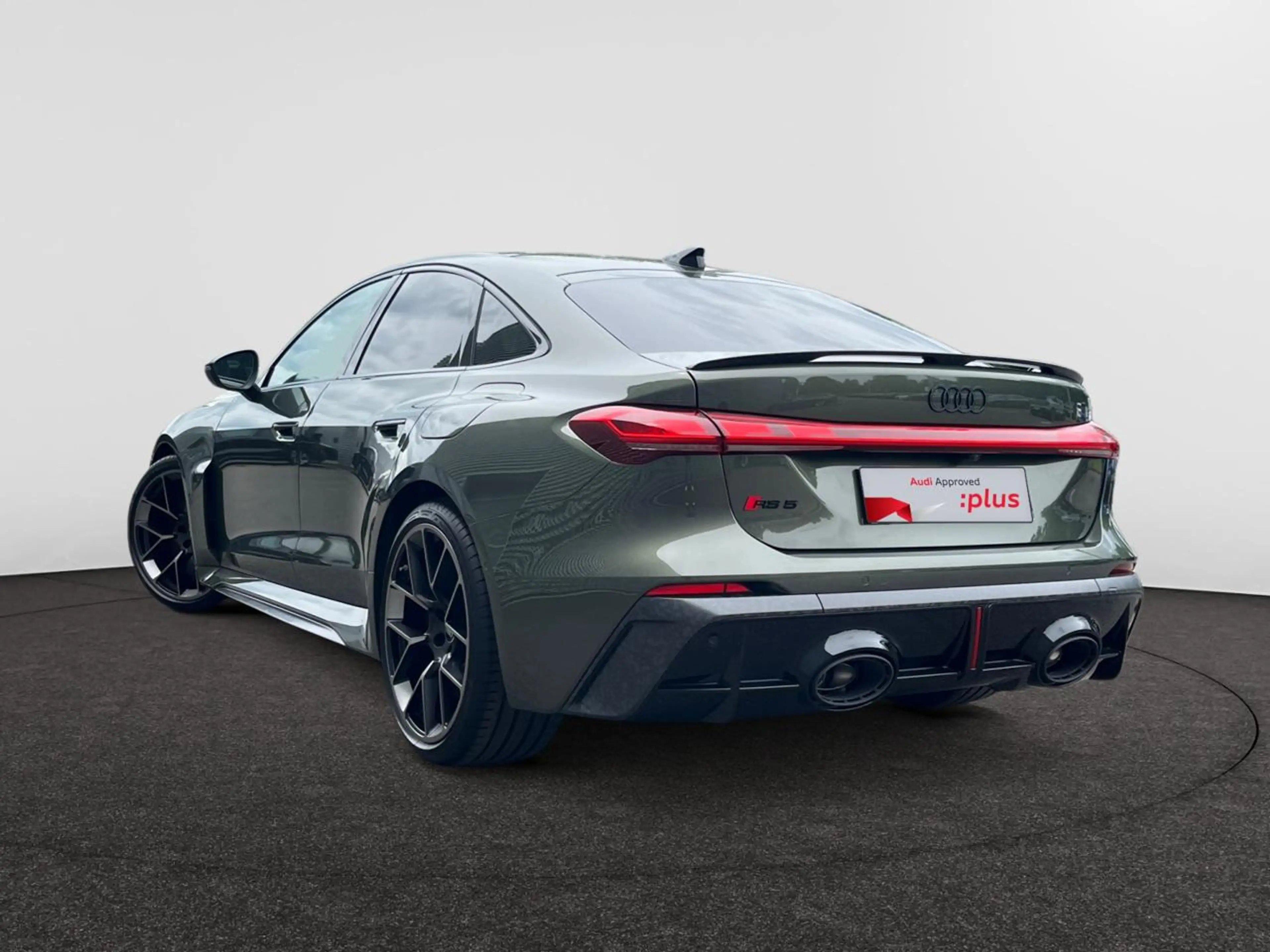 Audi RS RS 5 2.9 TFSI Quattro PHEV tiptronic (470 kW) — photo 2