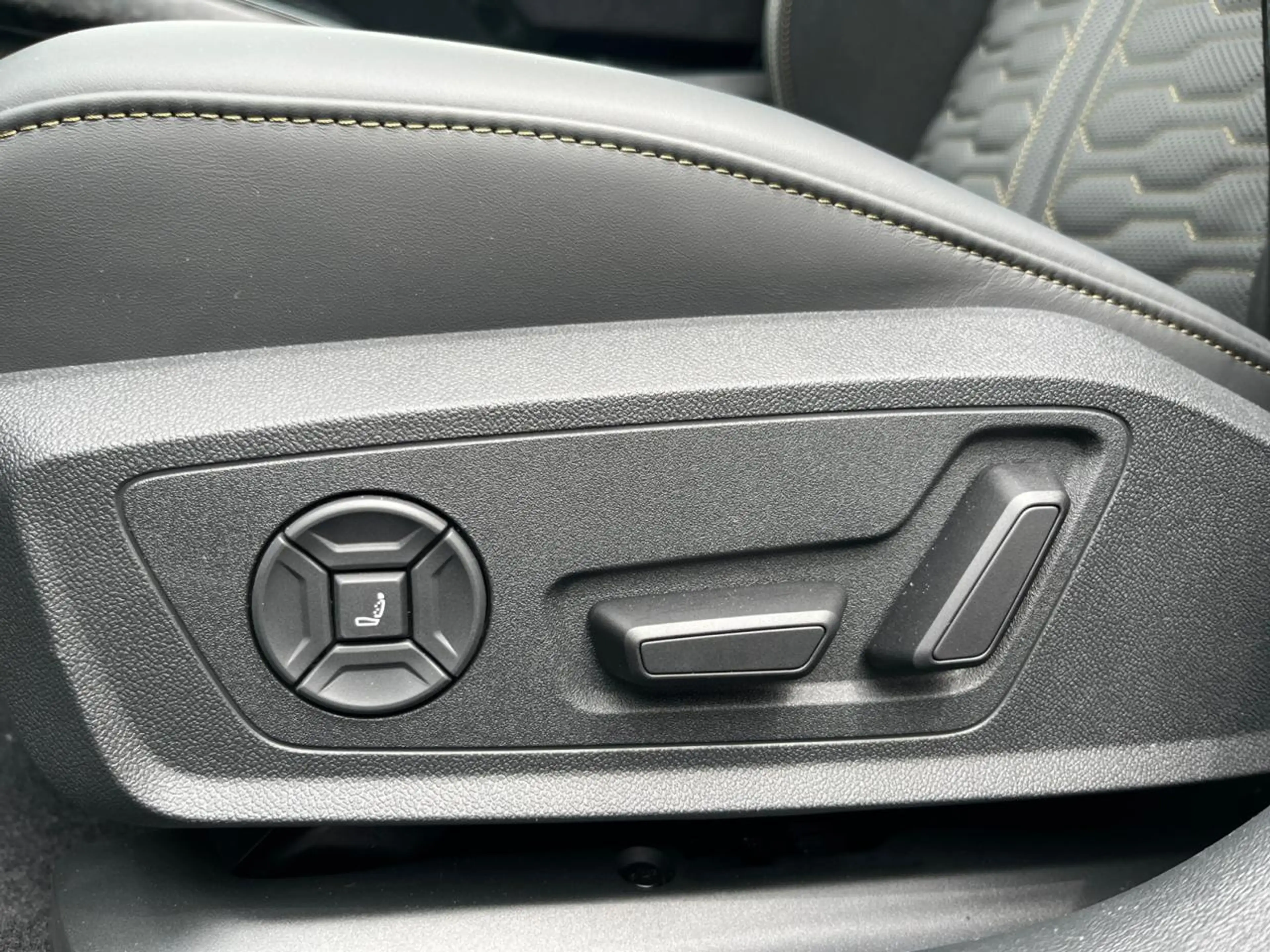 Audi RS RS 5 2.9 TFSI Quattro PHEV tiptronic (470 kW) — photo 12