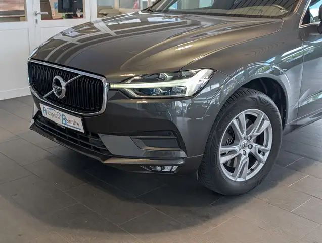 Volvo XC60 view 5