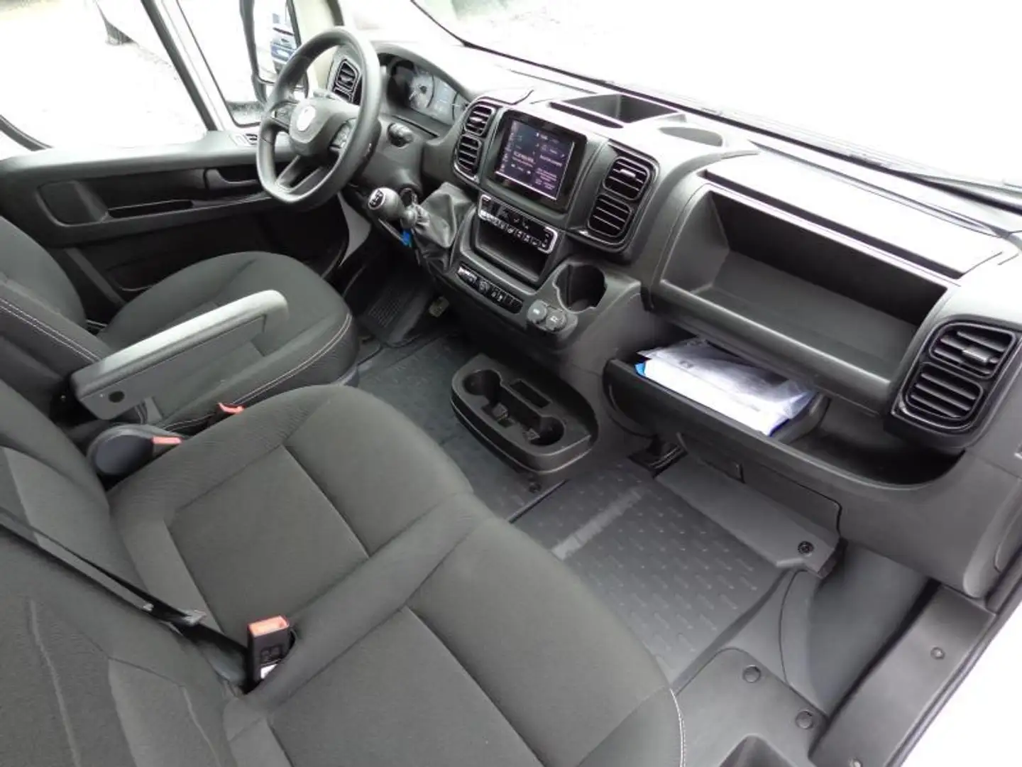 Fiat Ducato 2.2HDi L2H2 - Caméra - Clim au Blanc - 2