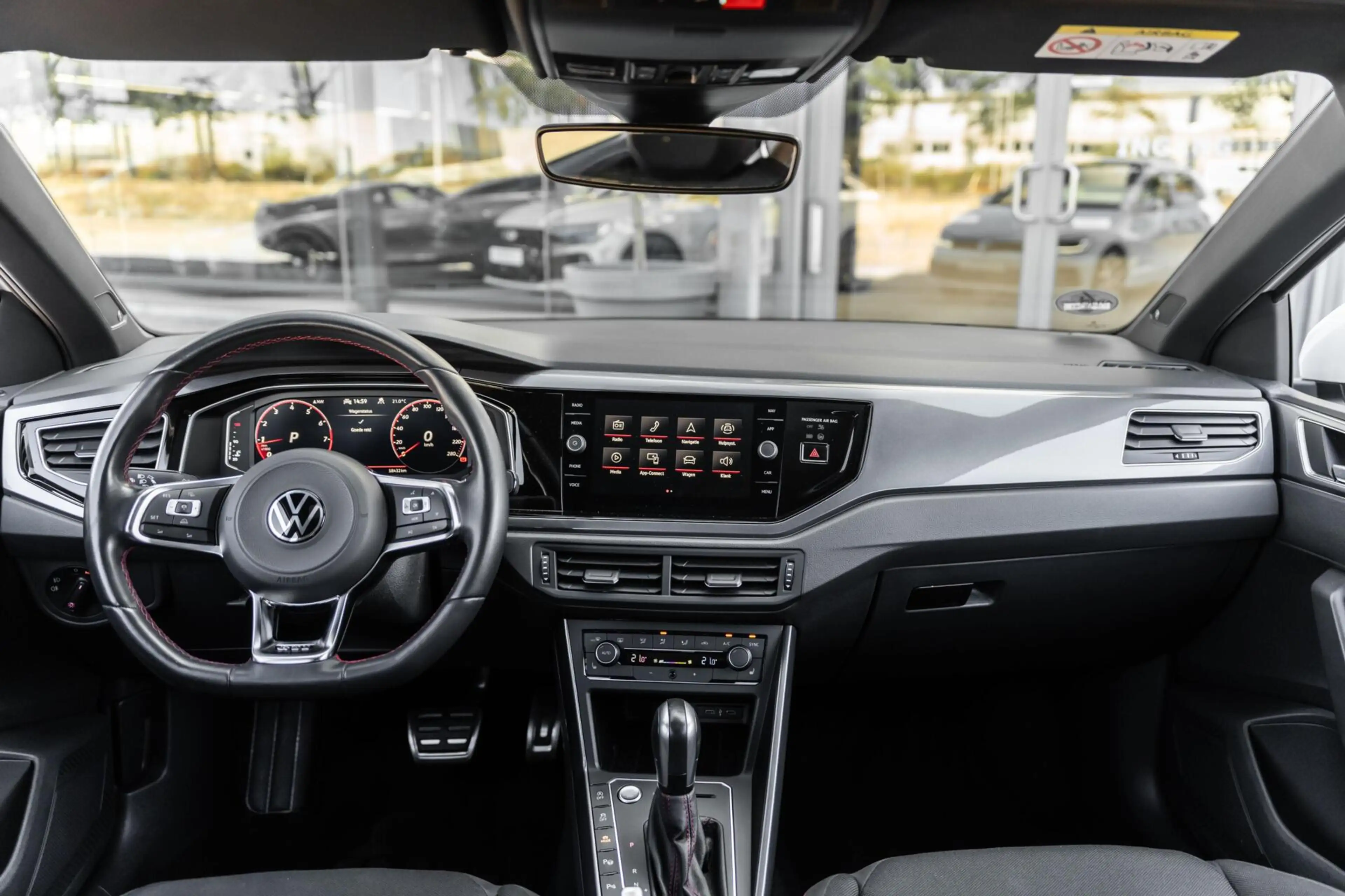 Volkswagen Polo GTI 2.0 TSI Pano DSG Beats ACC Stoelverw — photo 16