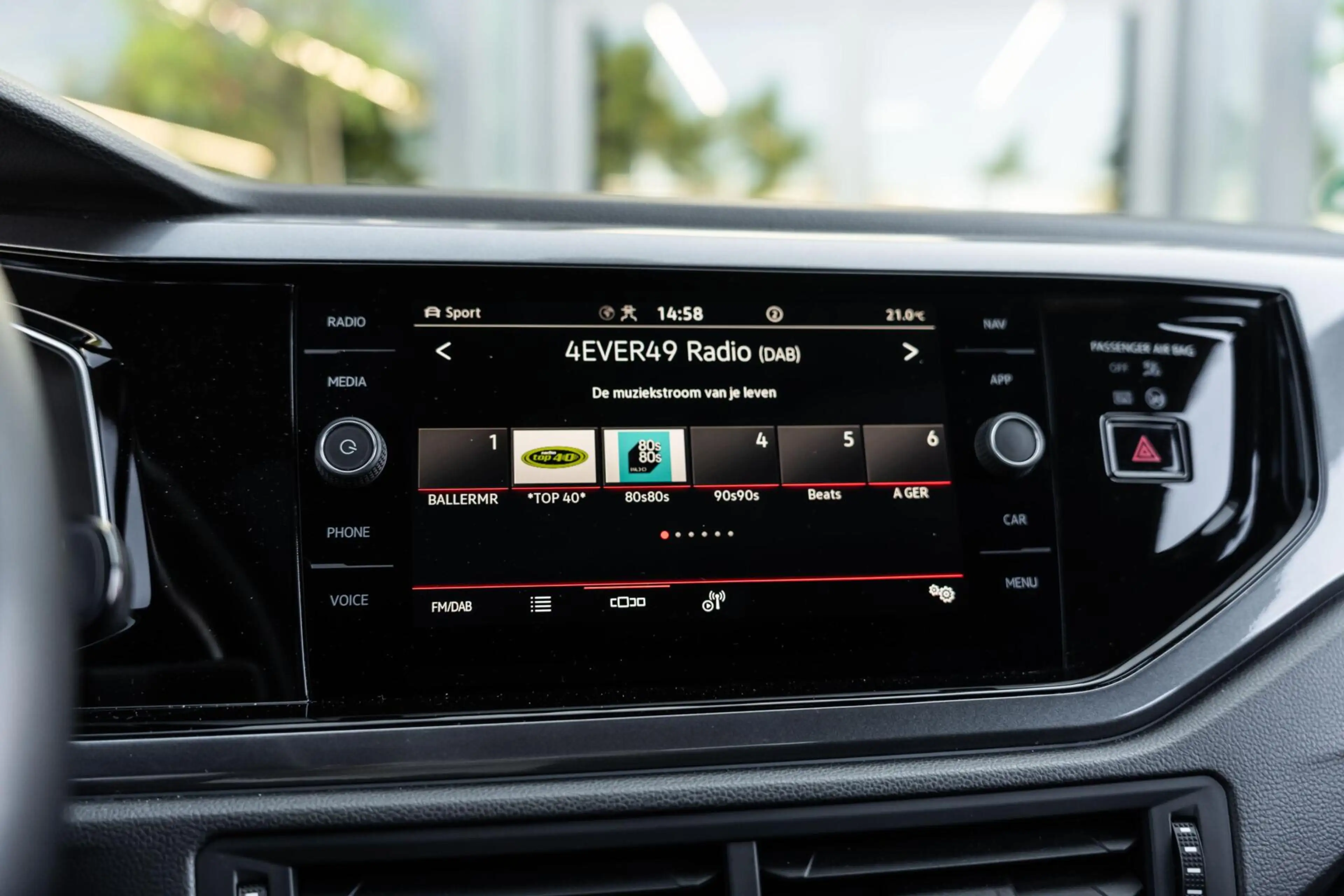 Volkswagen Polo GTI 2.0 TSI Pano DSG Beats ACC Stoelverw — photo 43