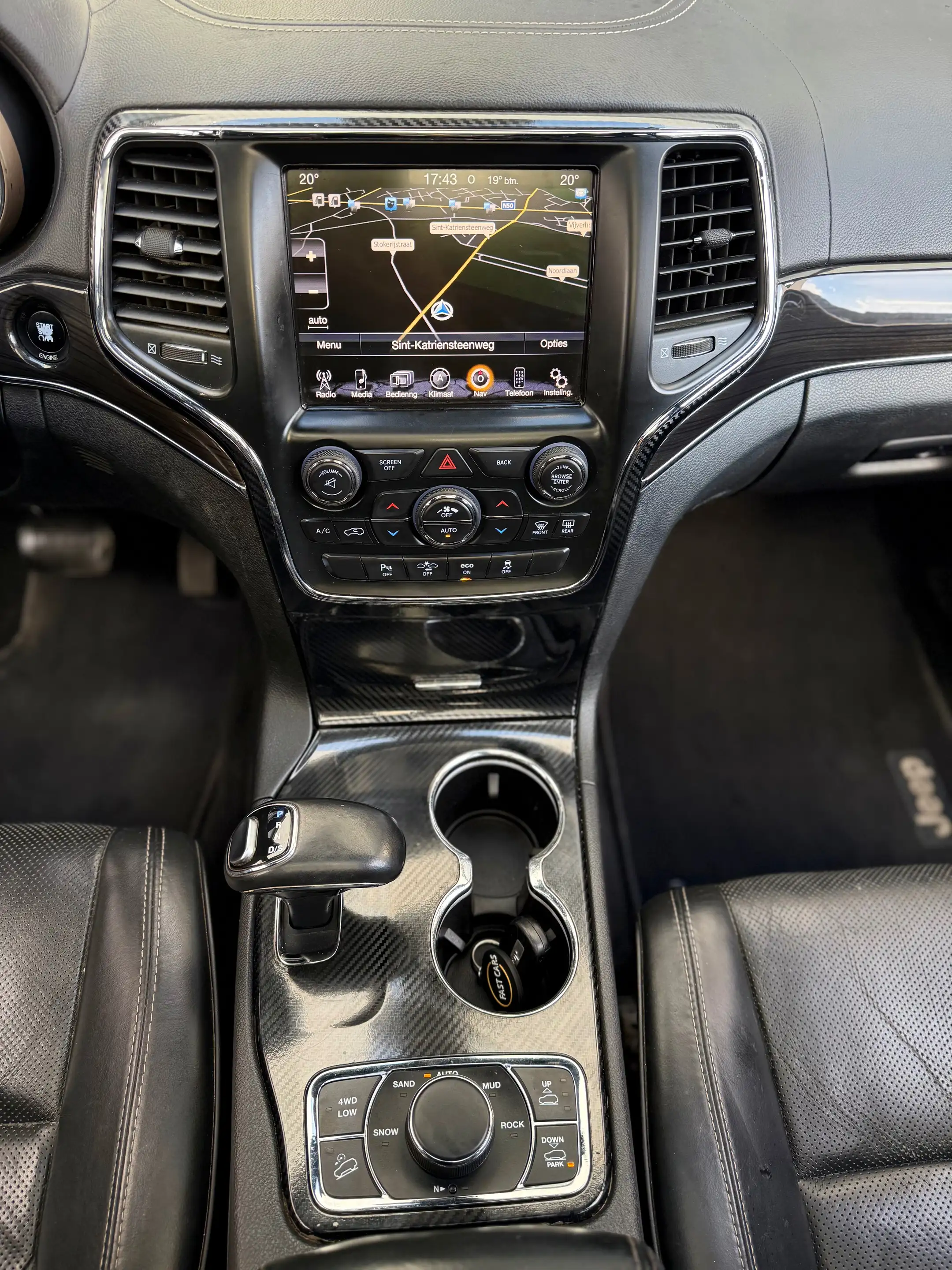 Jeep Grand Cherokee Grand Cherokee 3.0 V6 TD Overland — photo 14